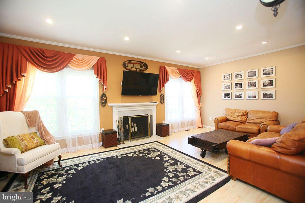 STRATTON COMMONS - Residential