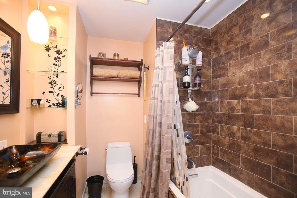 STRATTON COMMONS - Residential