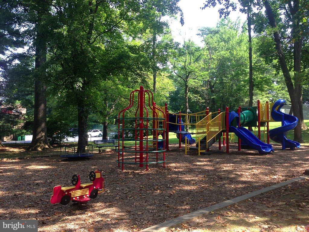 STRATTON COMMONS - Residential