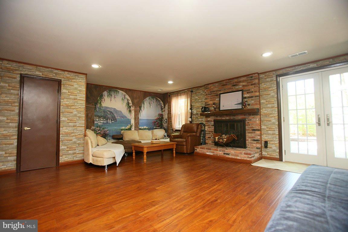 STRATTON COMMONS - Residential