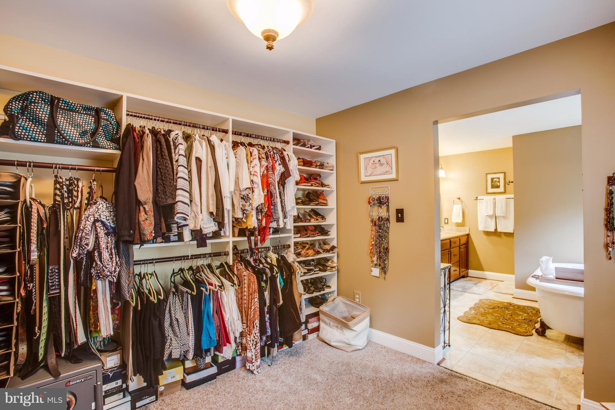 SUMMERWOOD - Residential