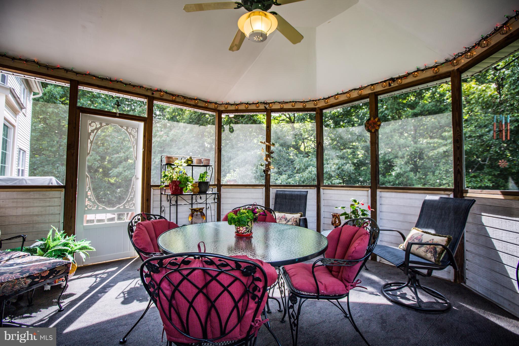 SUMMERWOOD - Residential