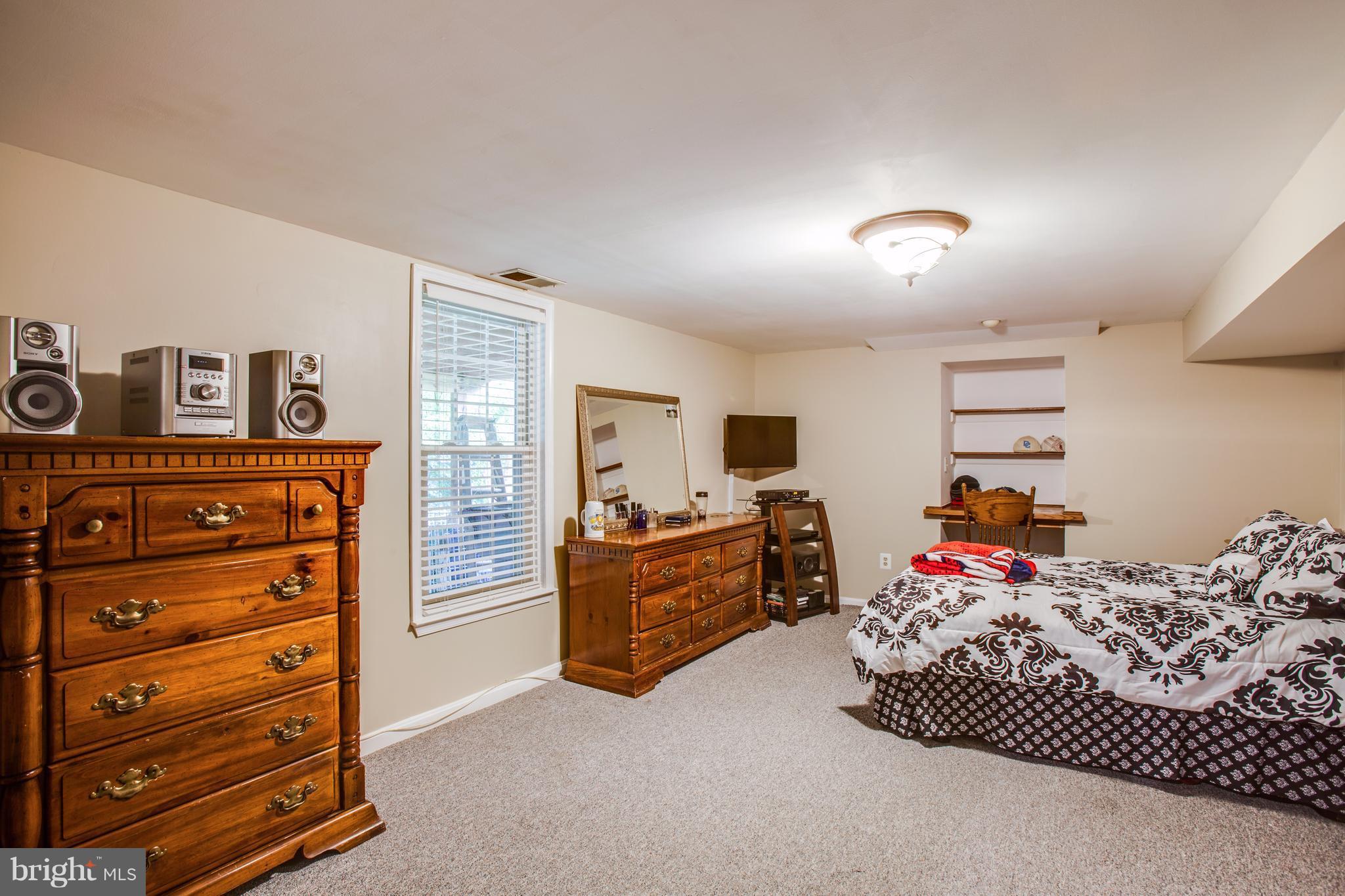 SUMMERWOOD - Residential