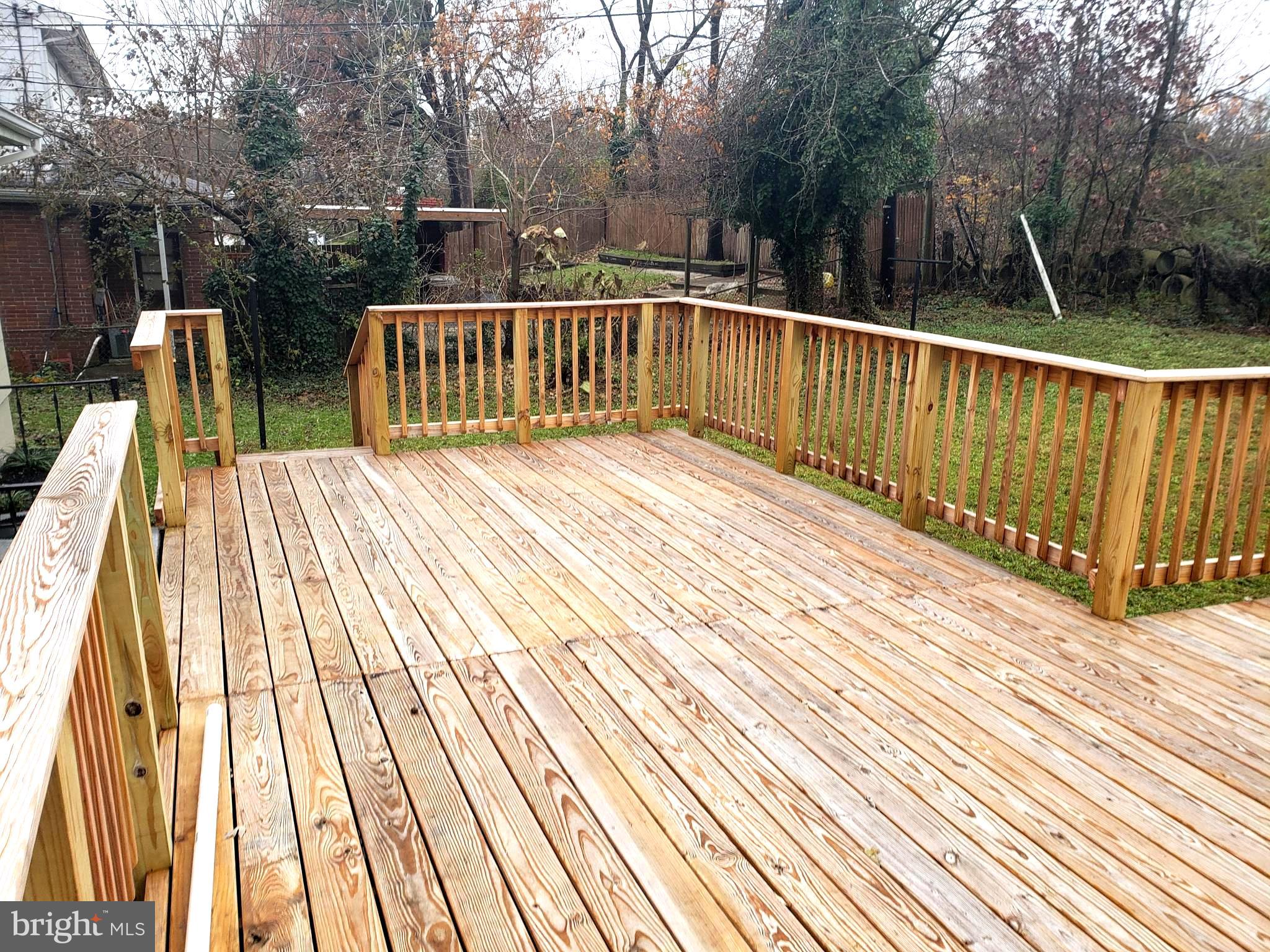 ROYAL ACRES - Residential