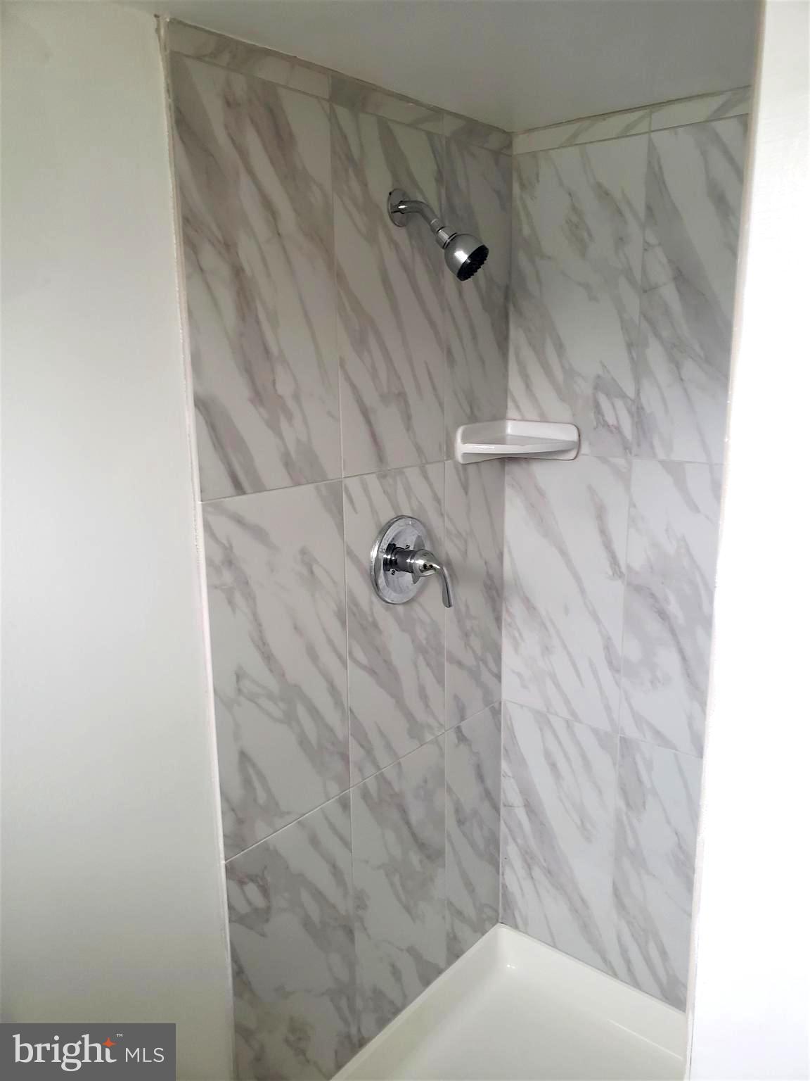 ROYAL ACRES - Residential