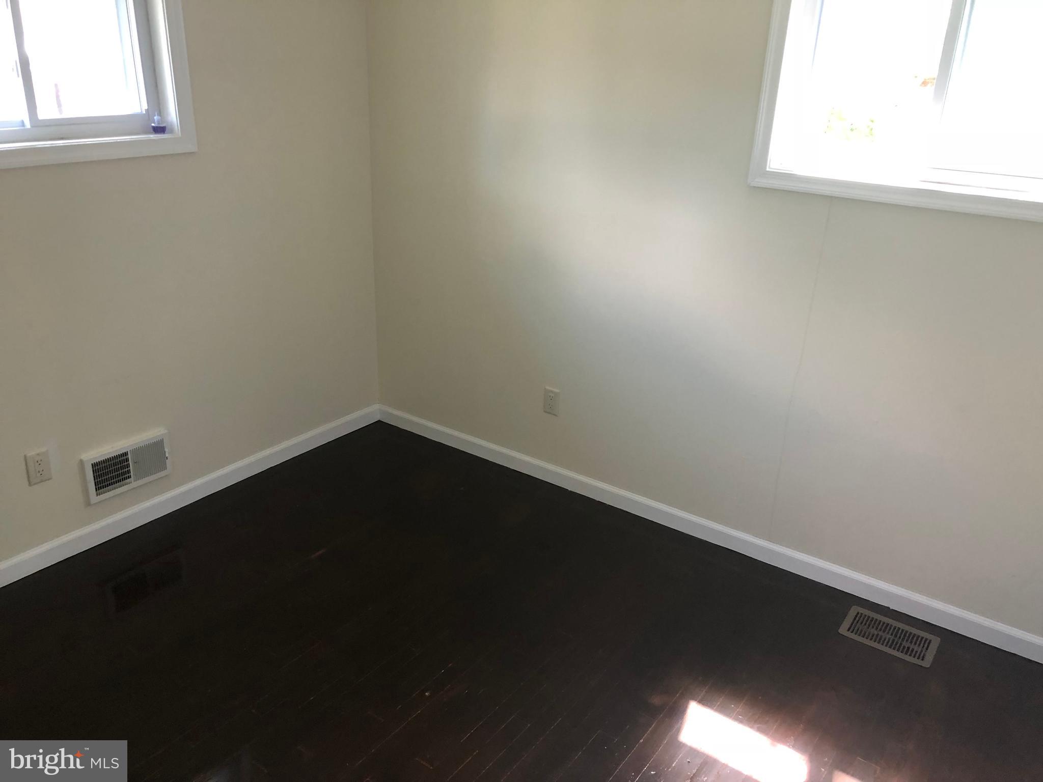 ROYAL ACRES - Residential