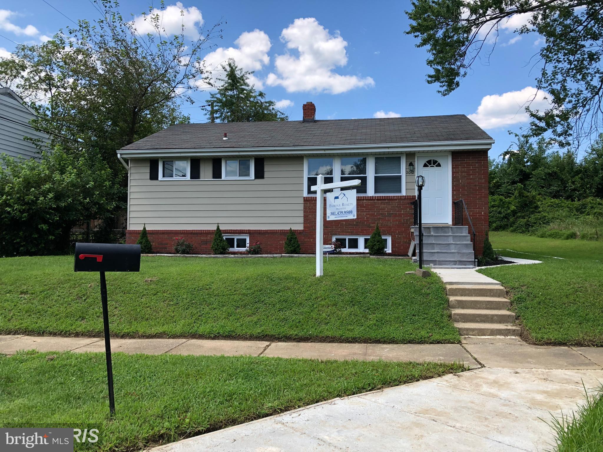 ROYAL ACRES - Residential