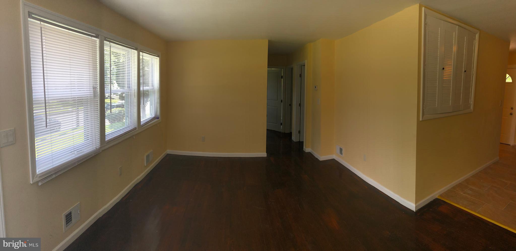 ROYAL ACRES - Residential