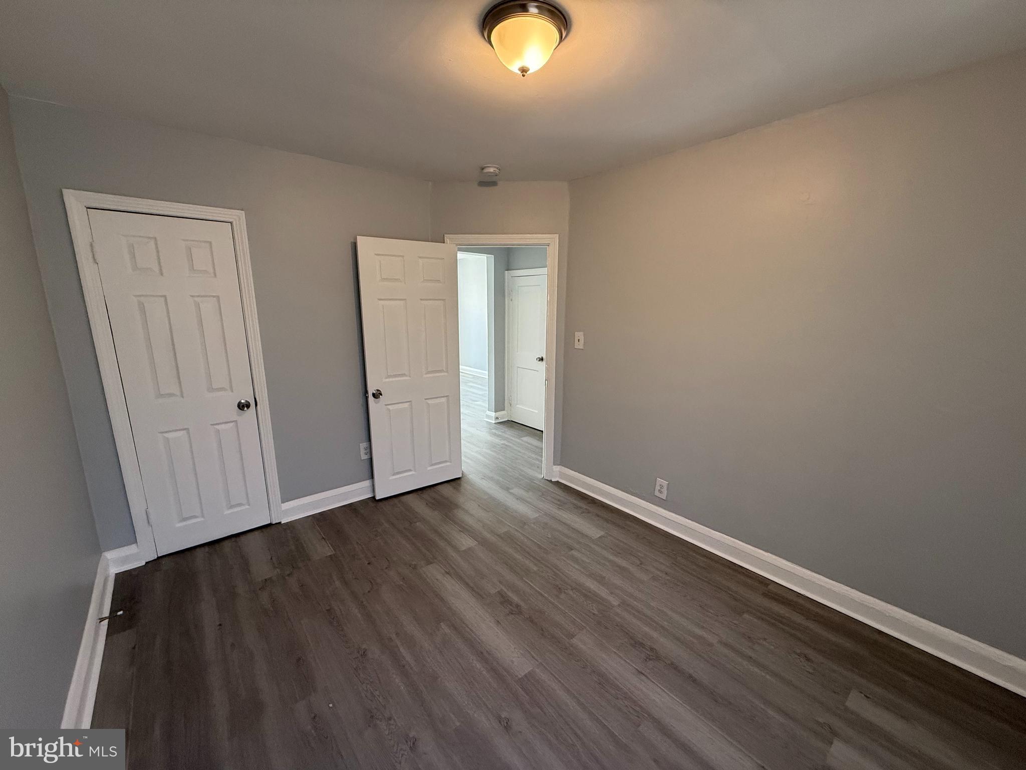 GLEN OAKS - Residential