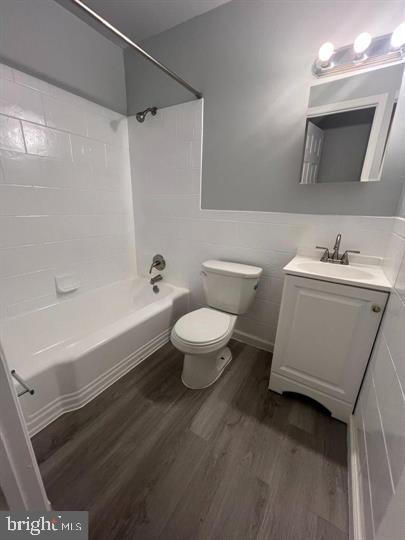 GLEN OAKS - Residential