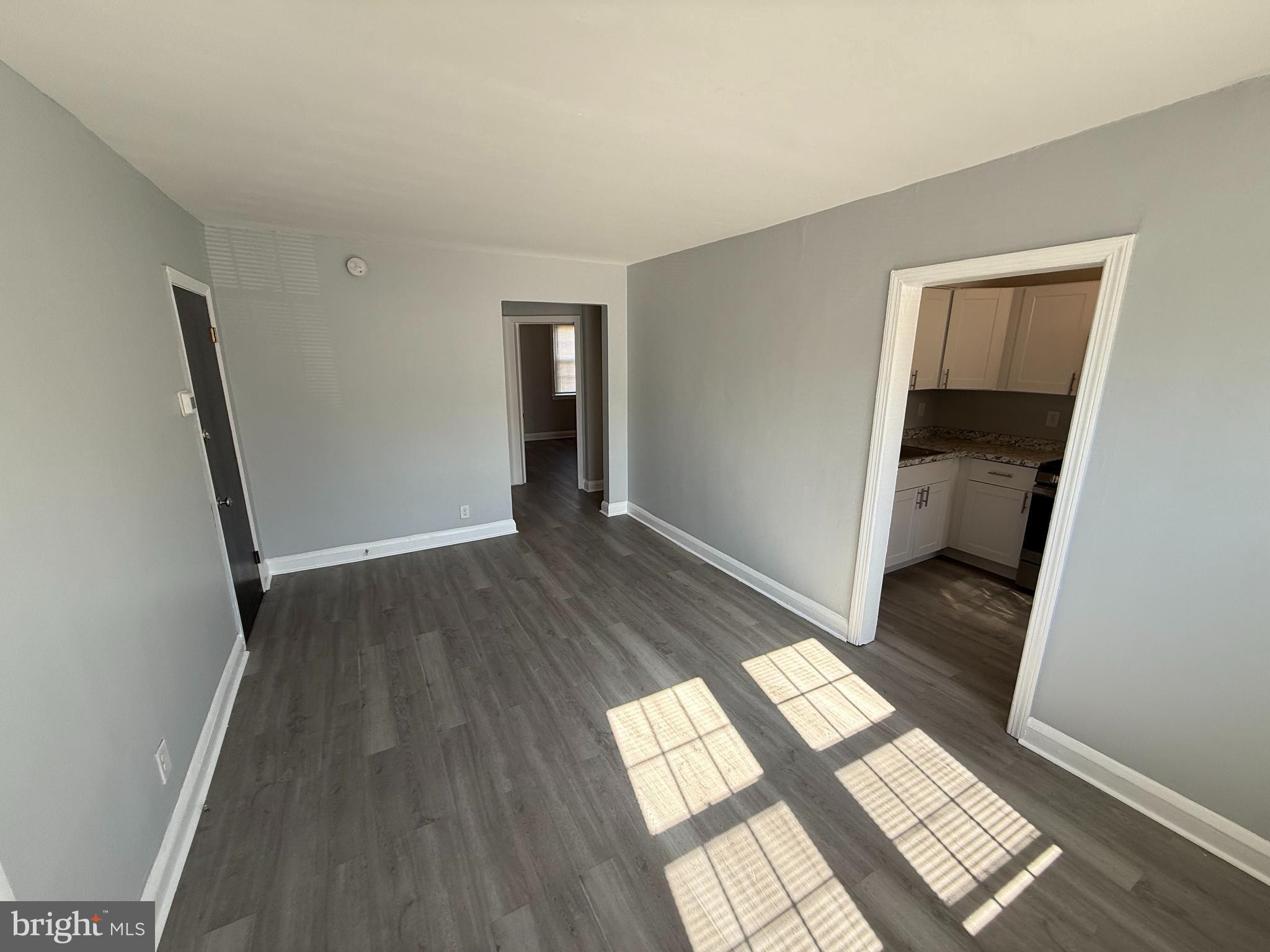 GLEN OAKS - Residential