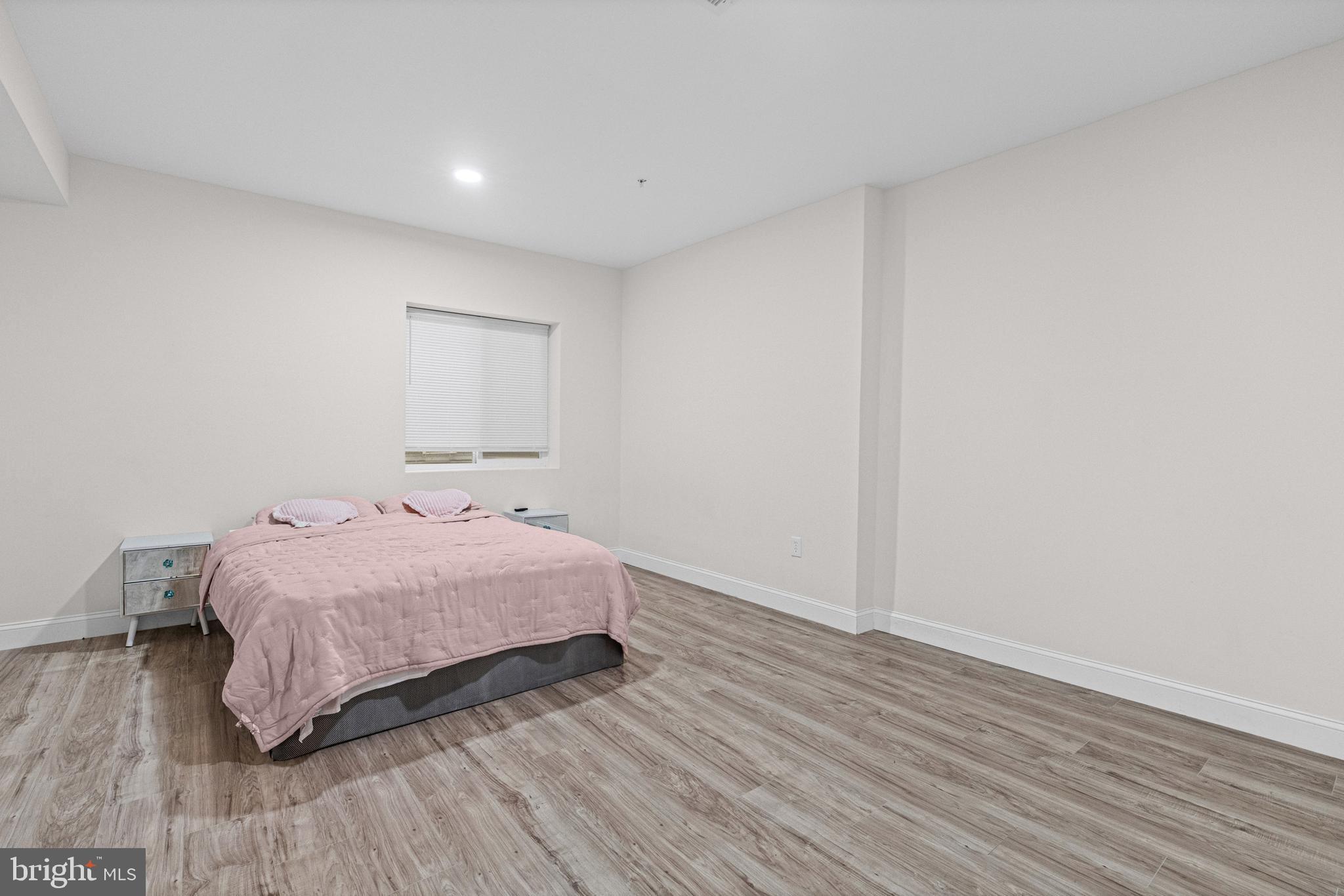 GREENLEIGH AT CROSSROADS - Residential