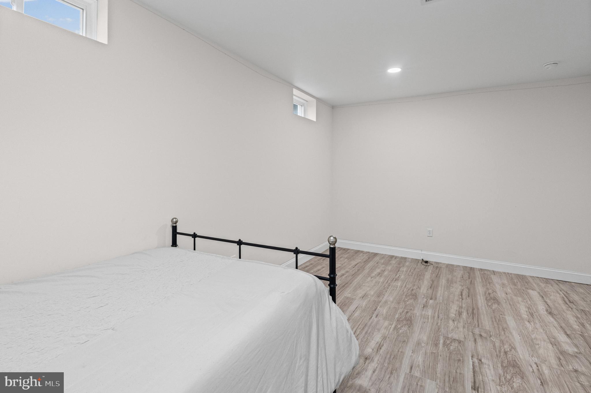 GREENLEIGH AT CROSSROADS - Residential