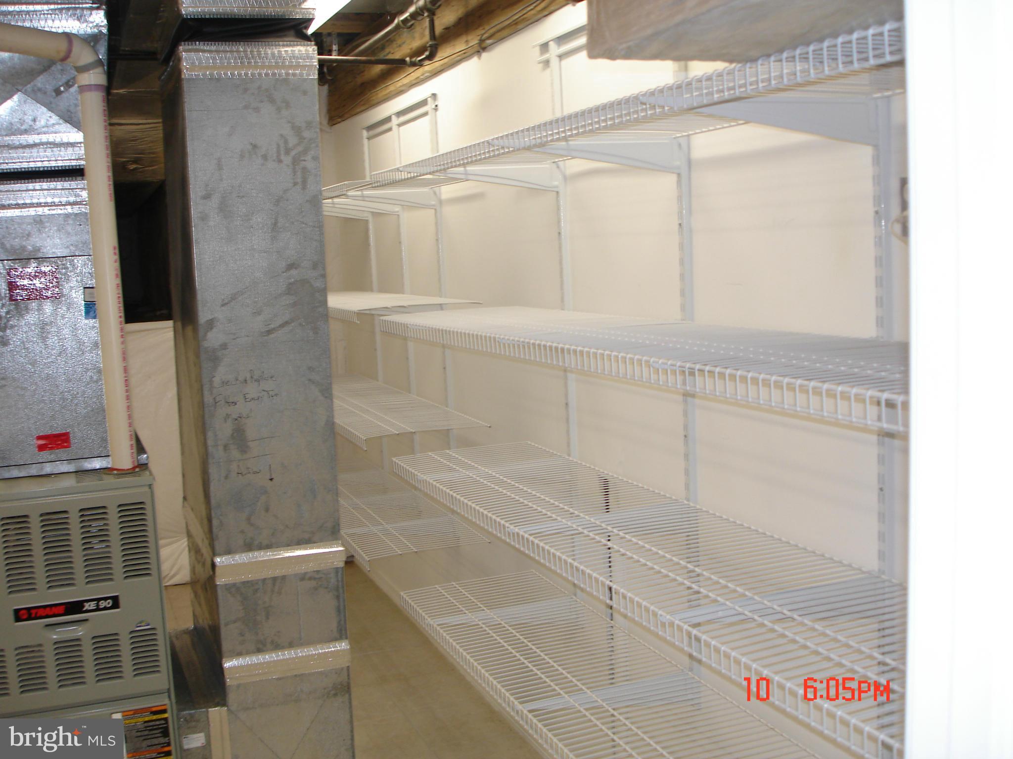 DISNEY ESTATES - Residential Lease