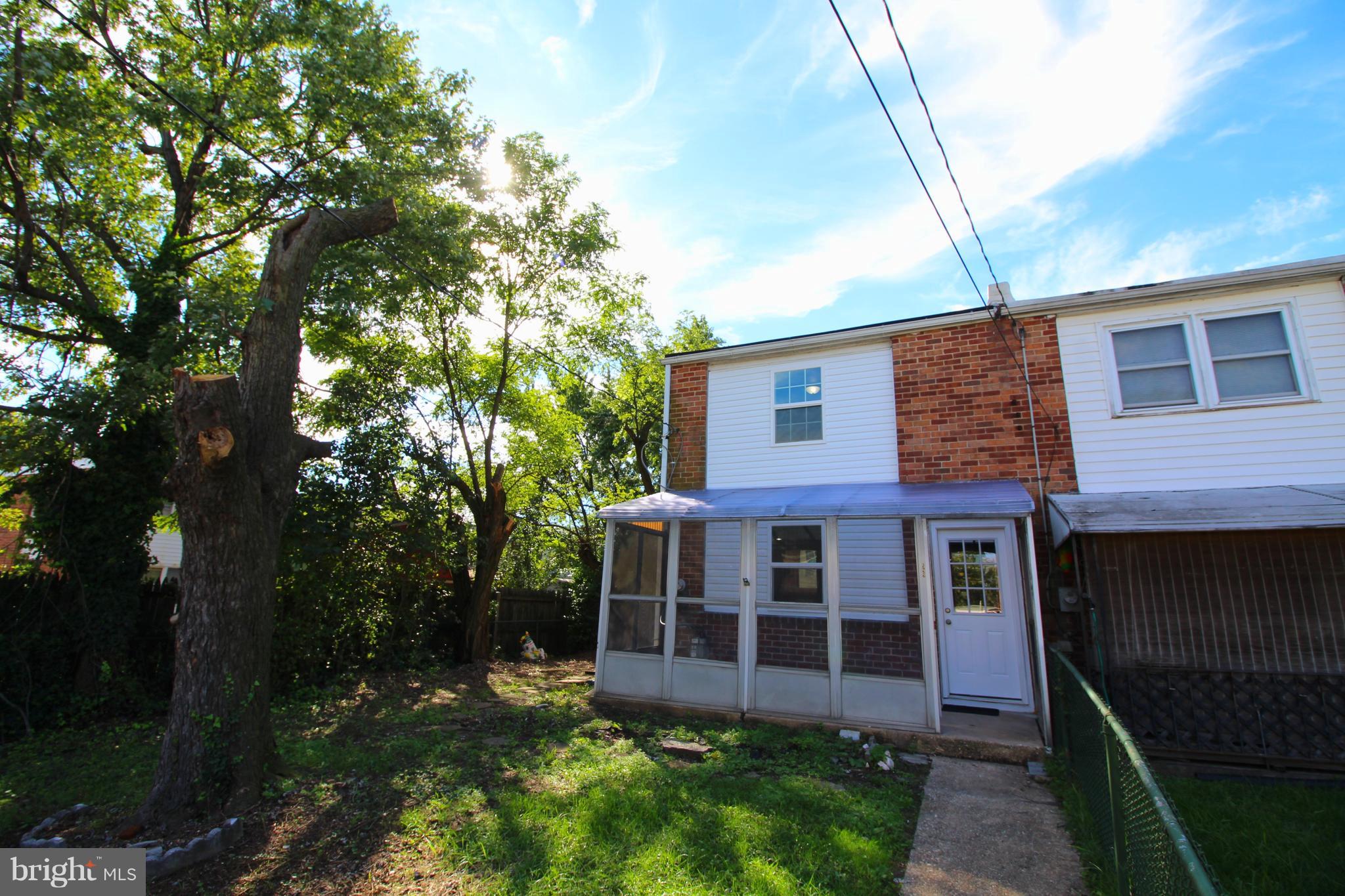 RIVERVIEW - Residential Lease