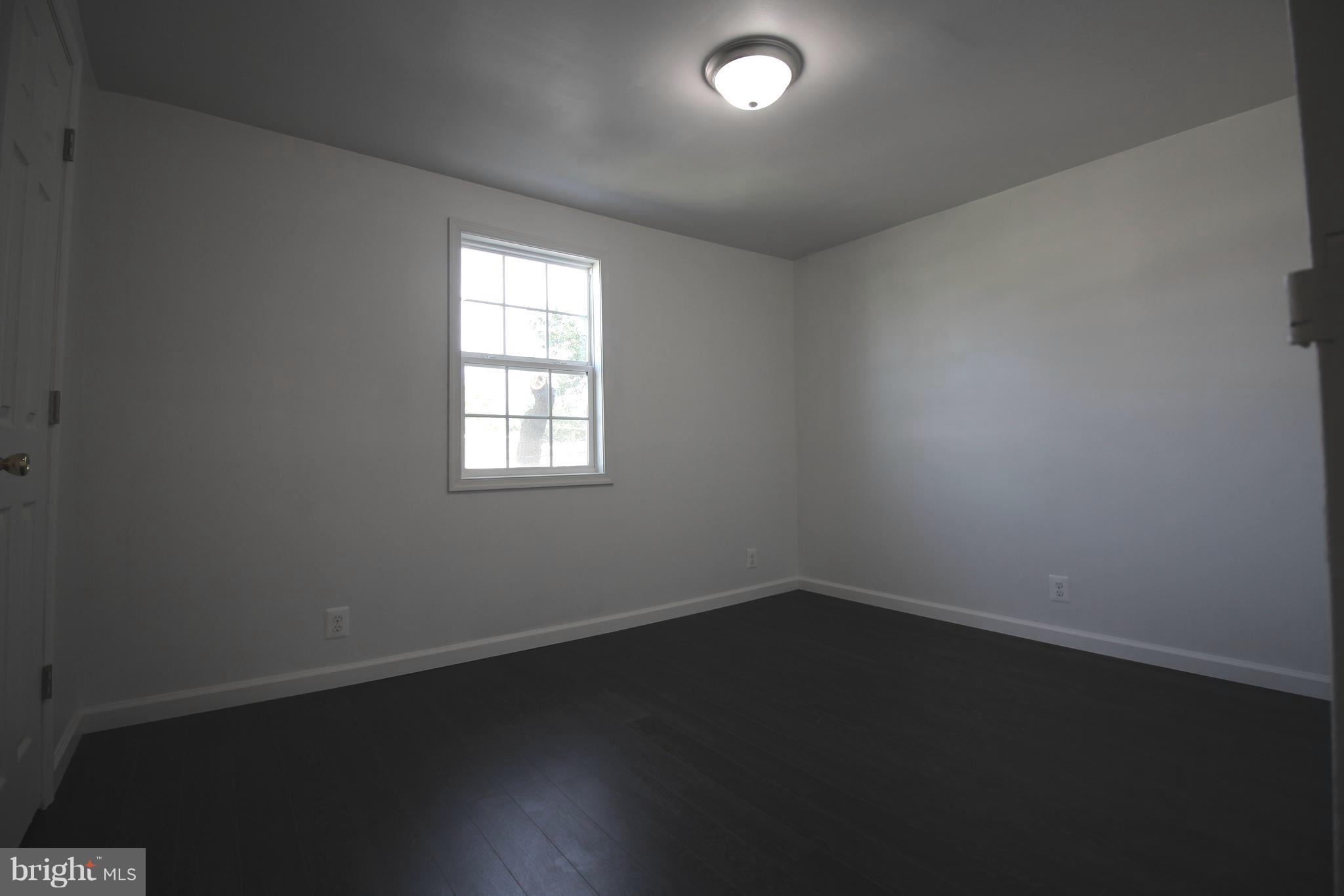 RIVERVIEW - Residential Lease