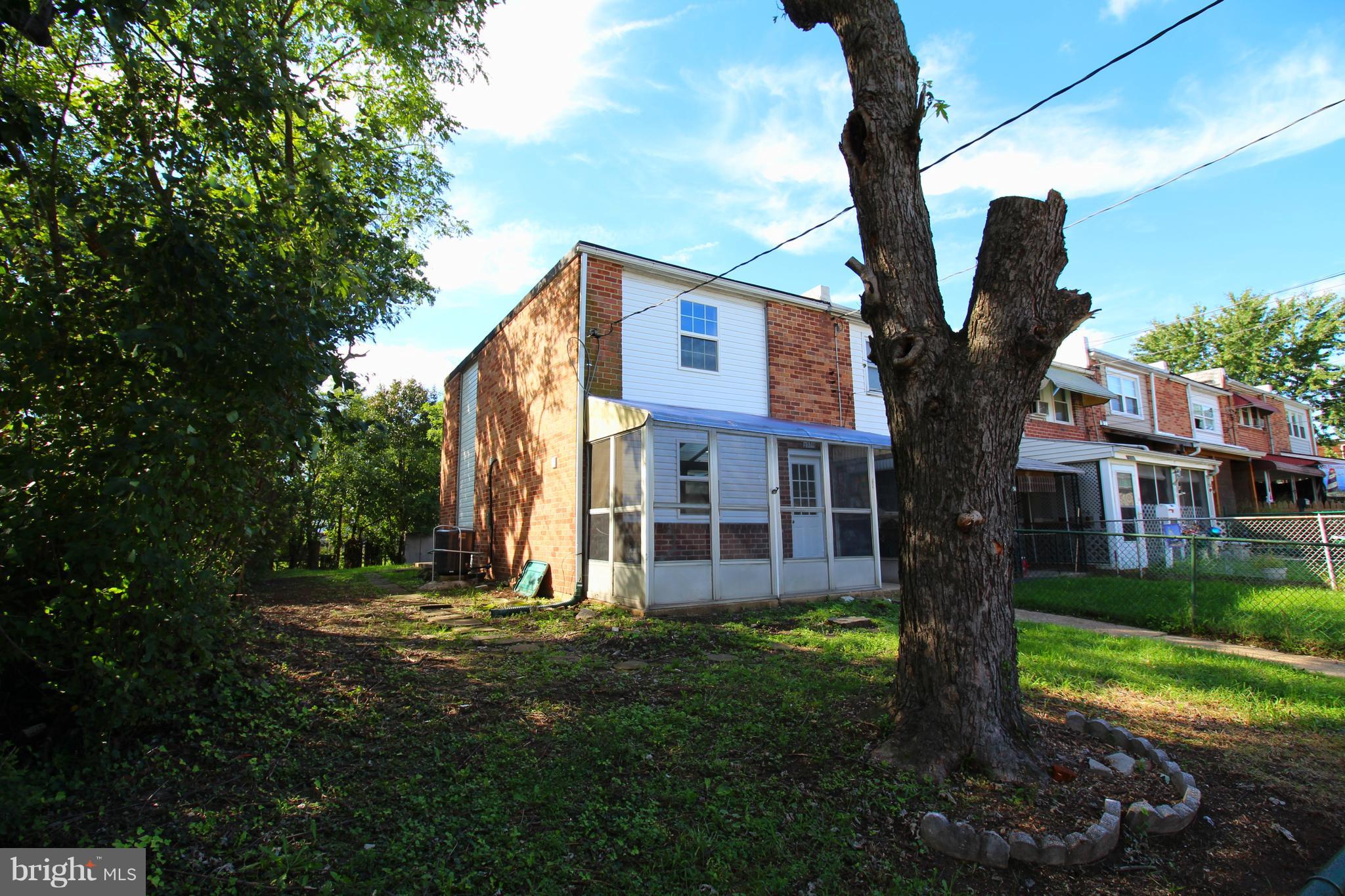 RIVERVIEW - Residential Lease