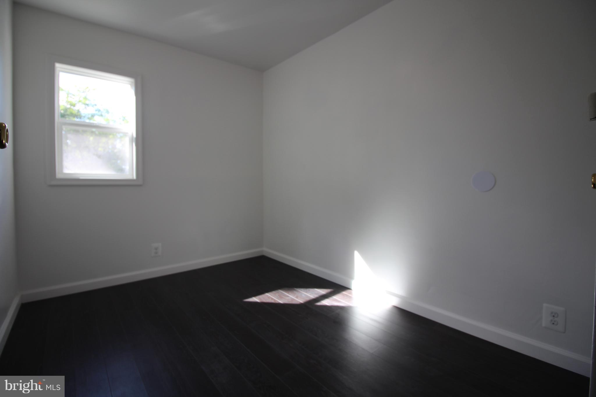 RIVERVIEW - Residential Lease