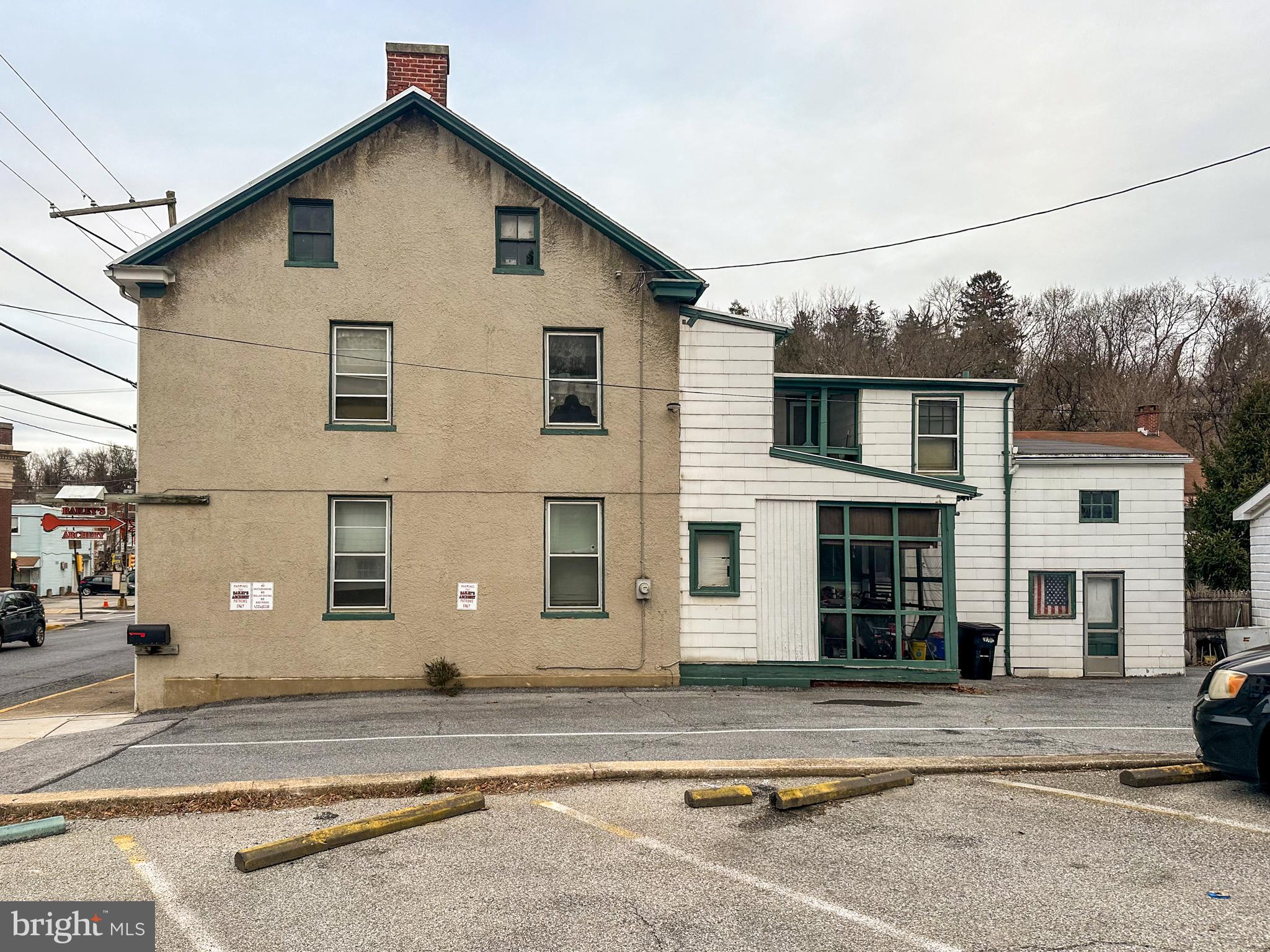 12 MANCHESTER STREET