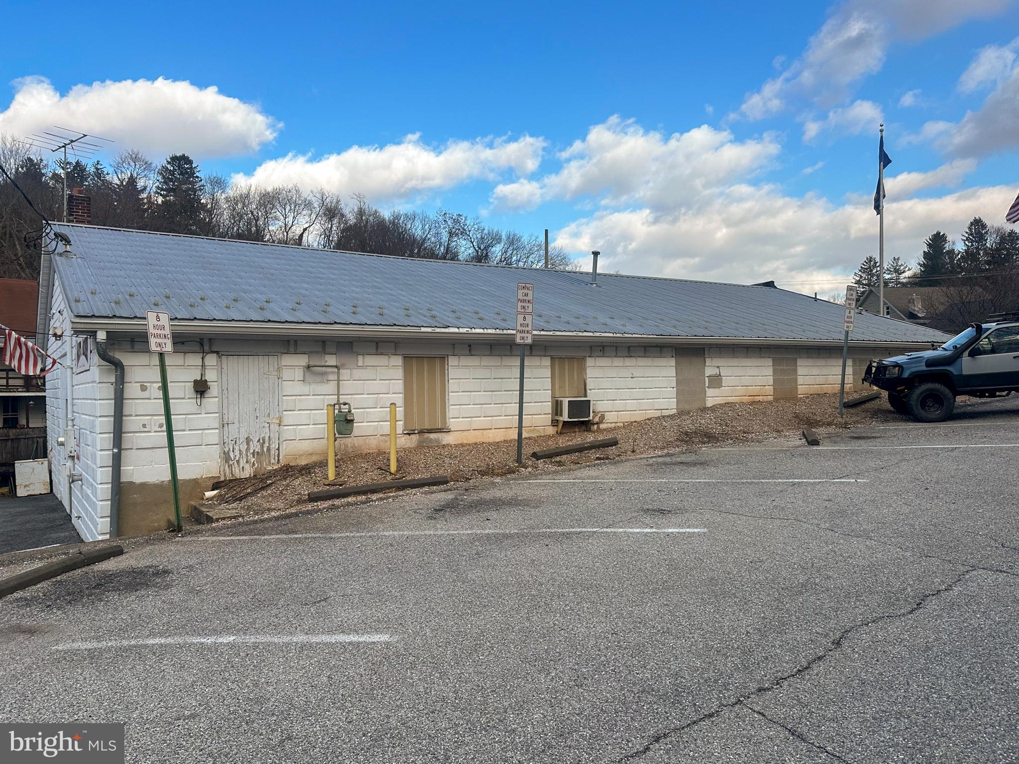 12 MANCHESTER STREET