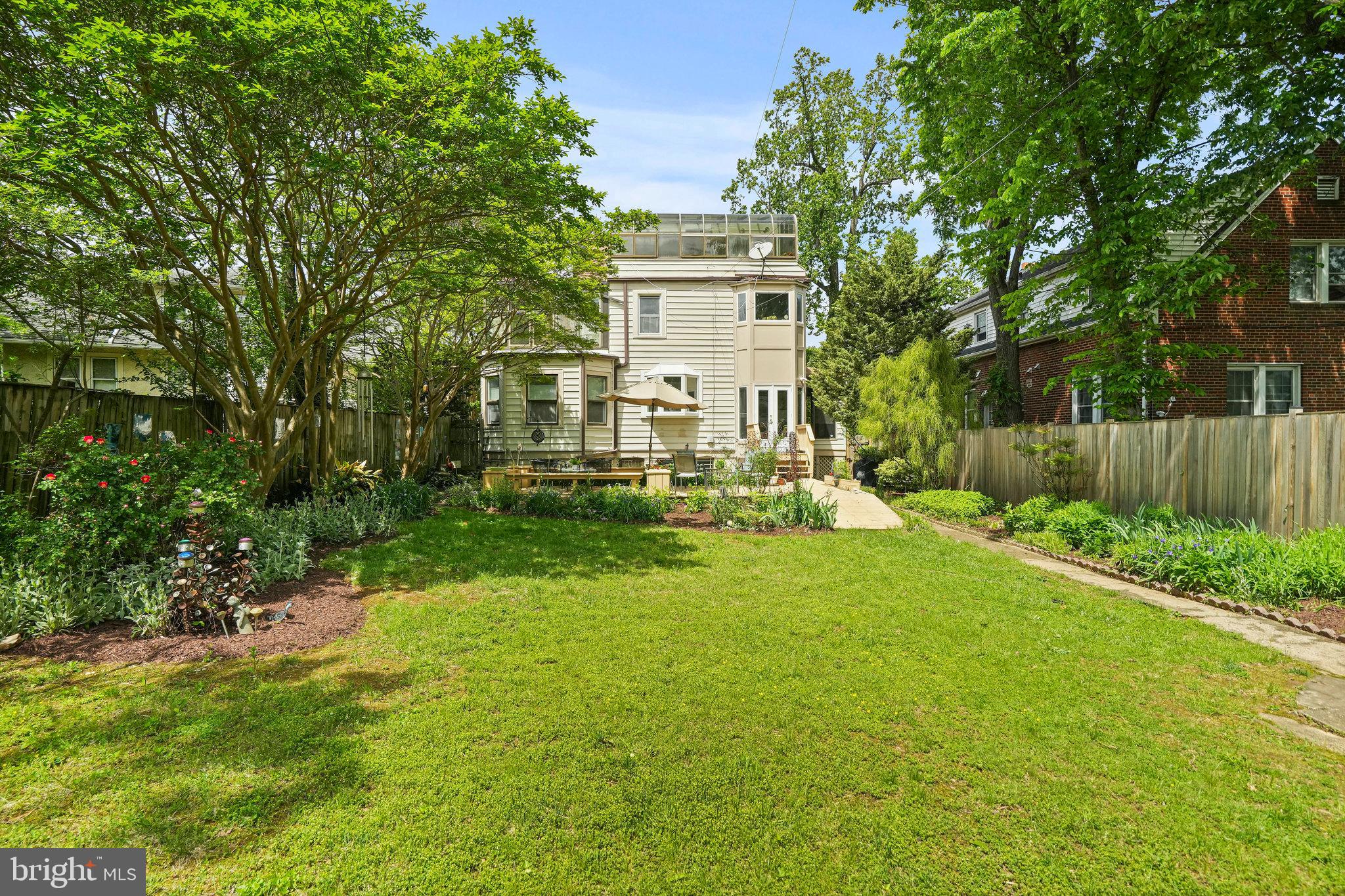1306 HOLLY STREET NW