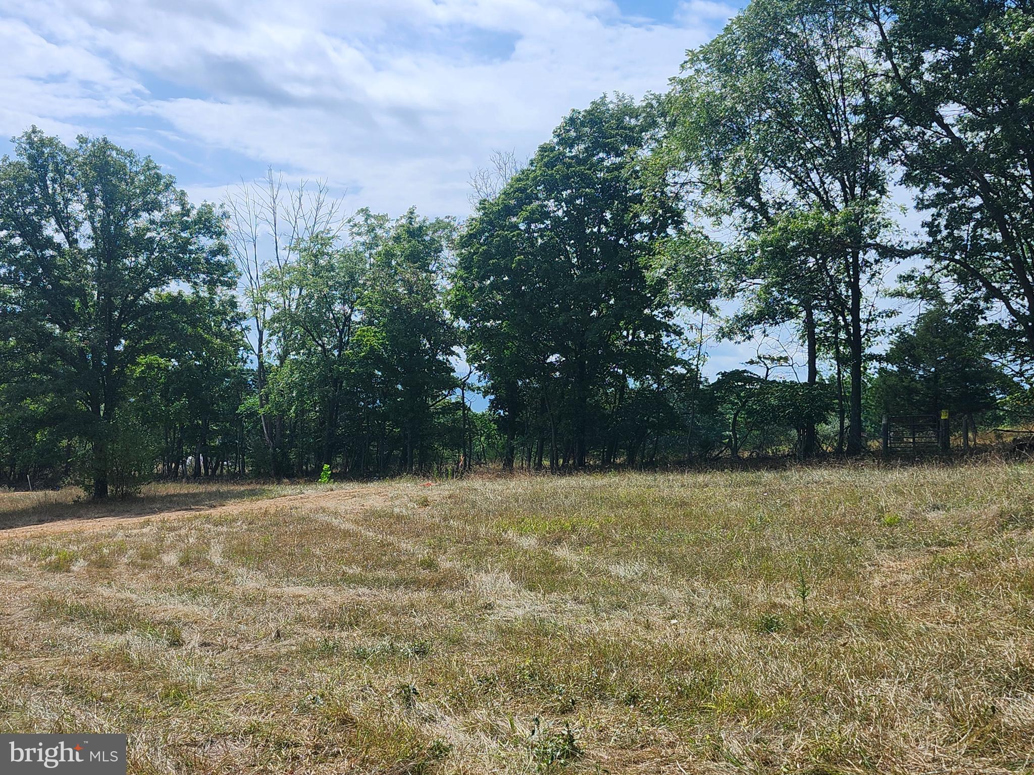 NONE UNRESTRICTED - Residential