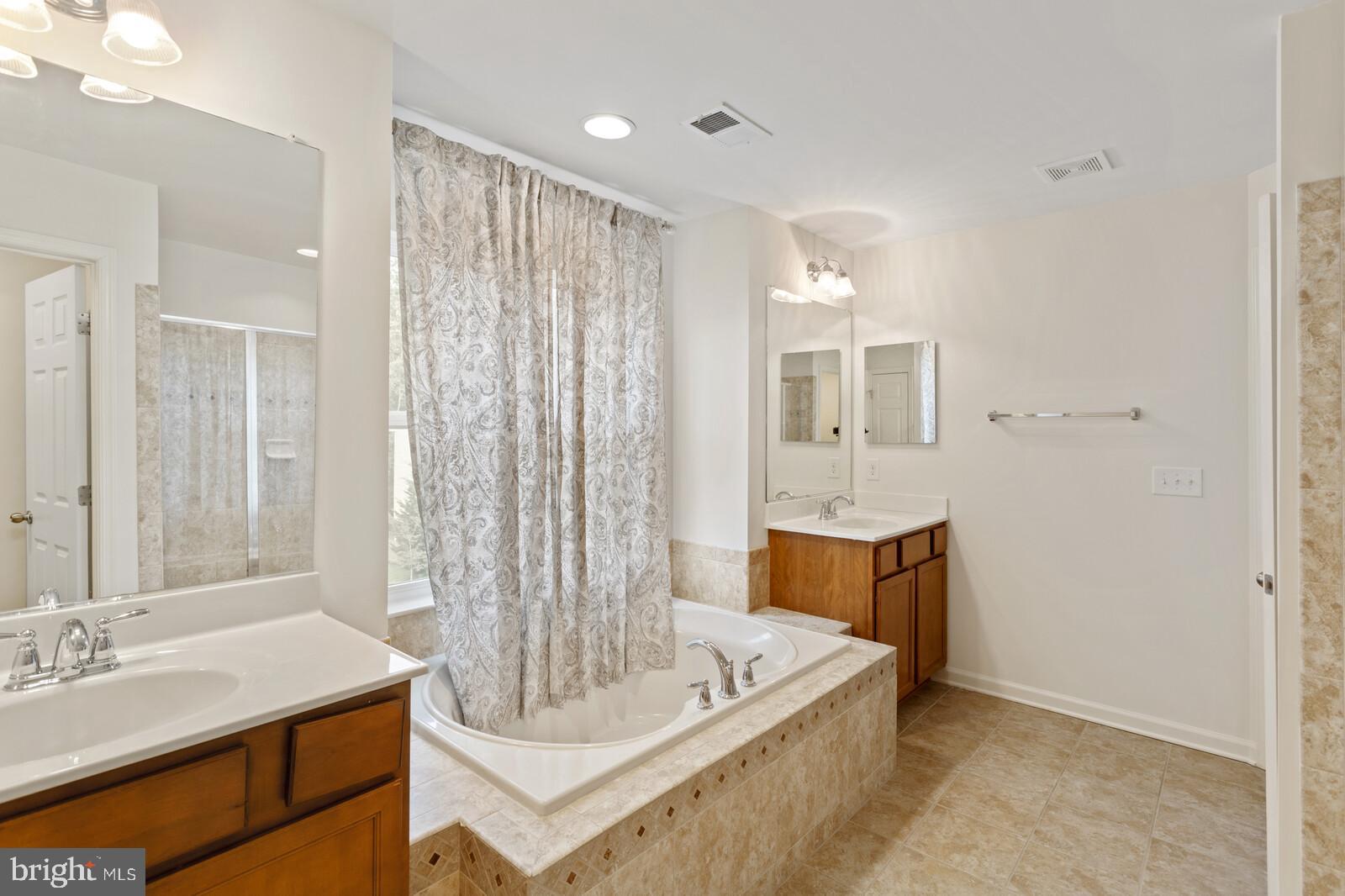 FOREST GLEN - Residential