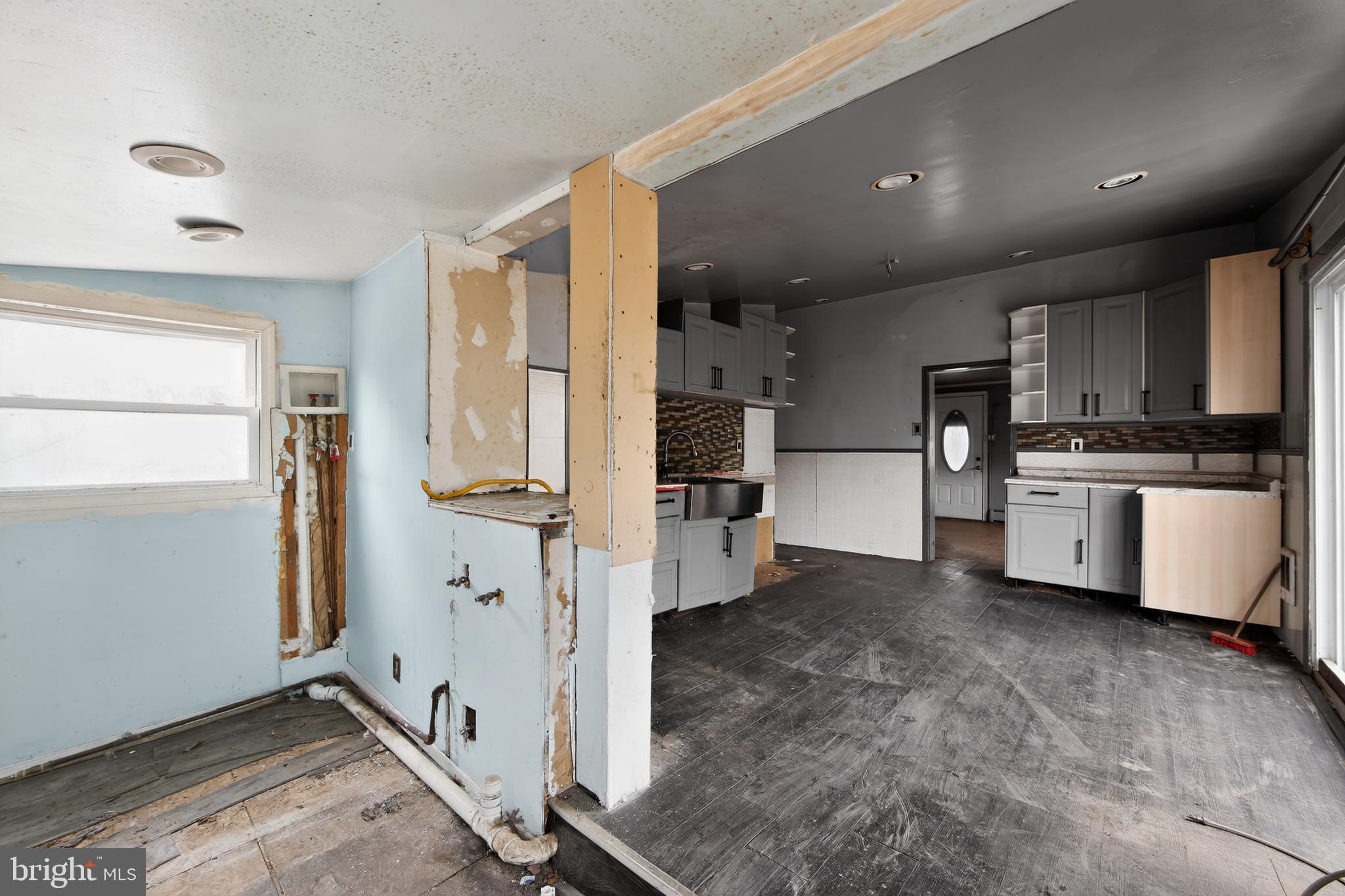 PAOLI GARDENS - Residential