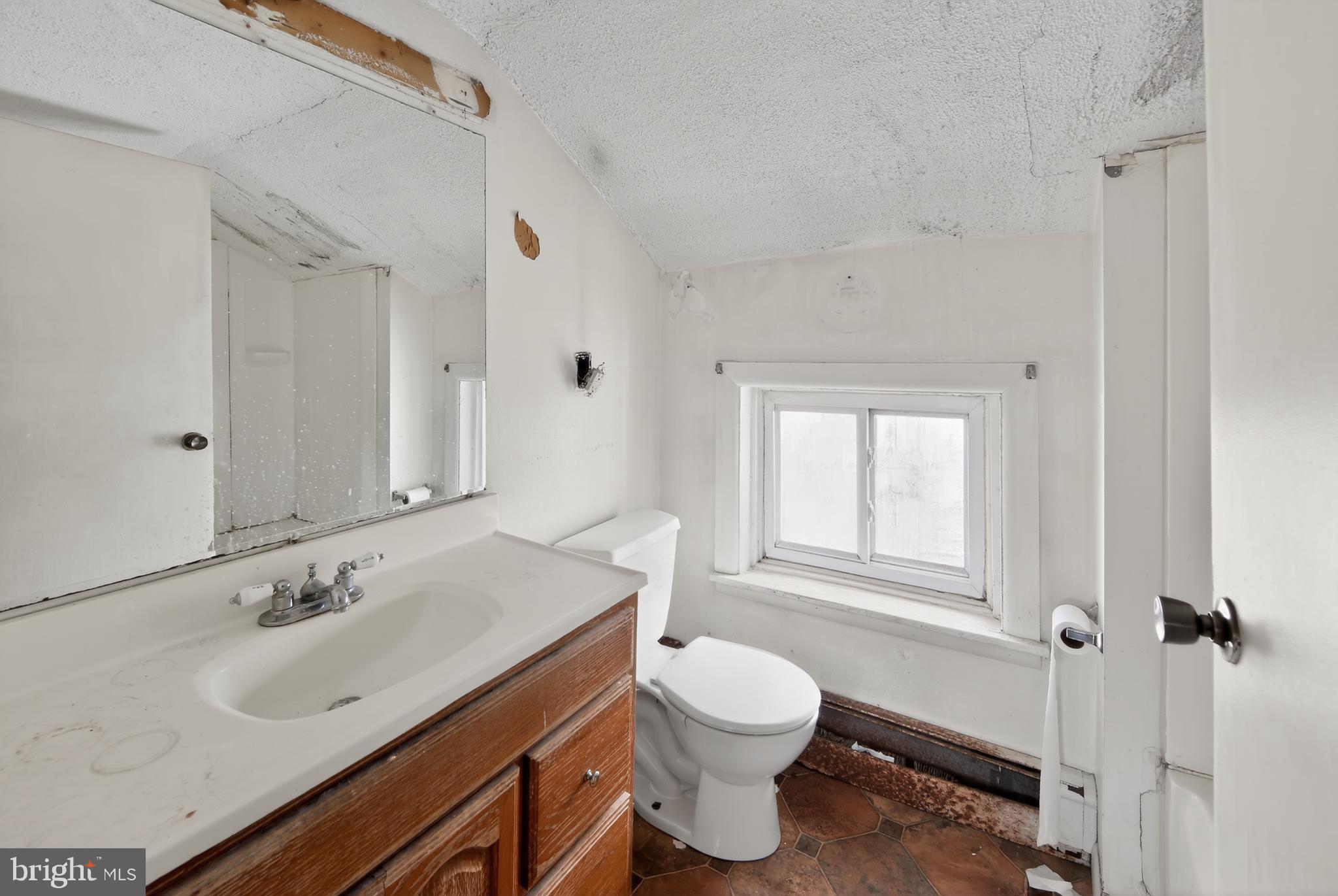 PAOLI GARDENS - Residential