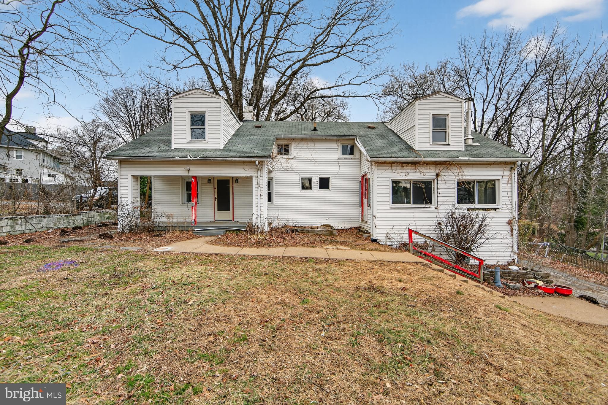 PAOLI GARDENS - Residential