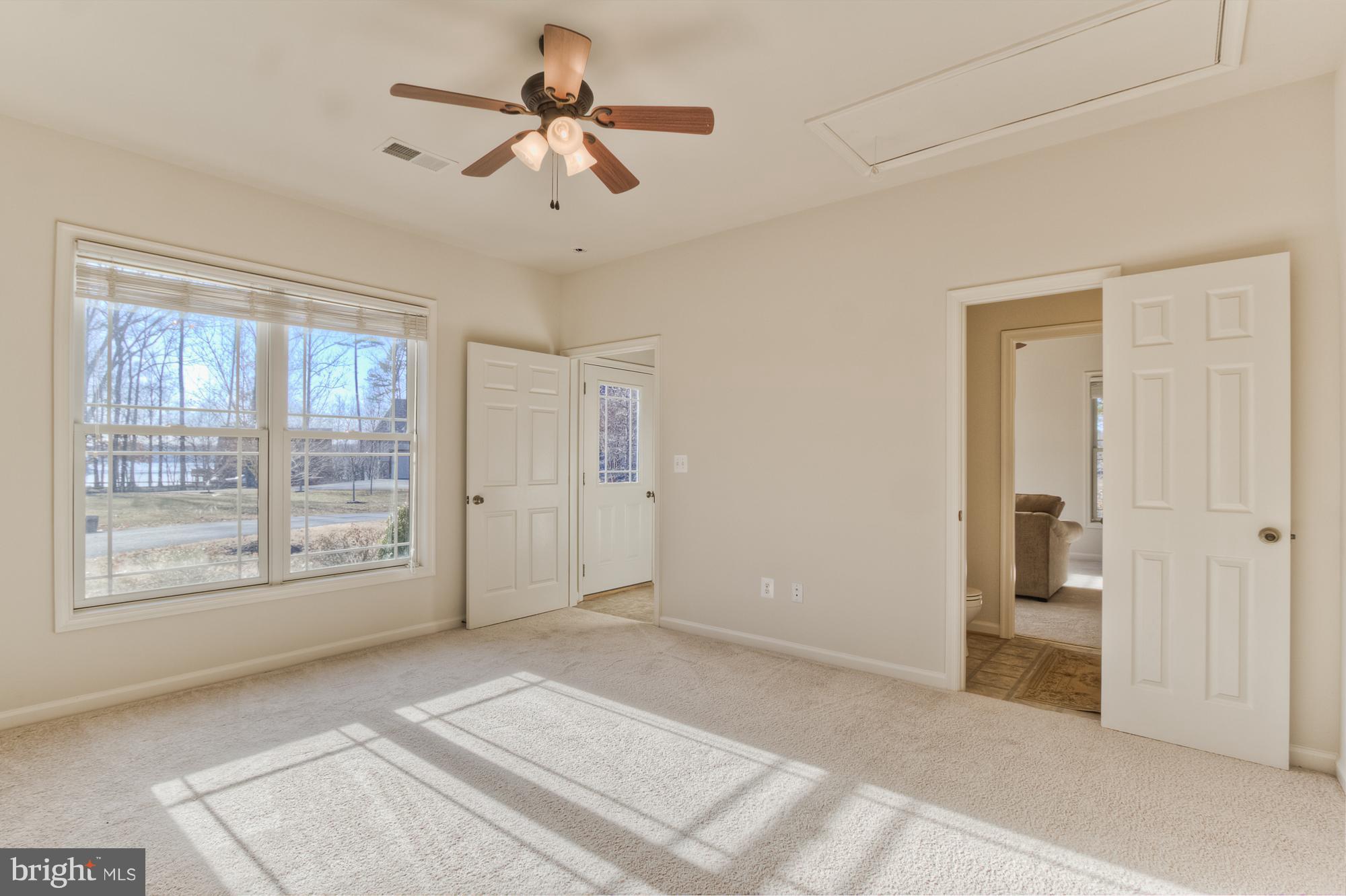 GOVERNORS POINT - Residential