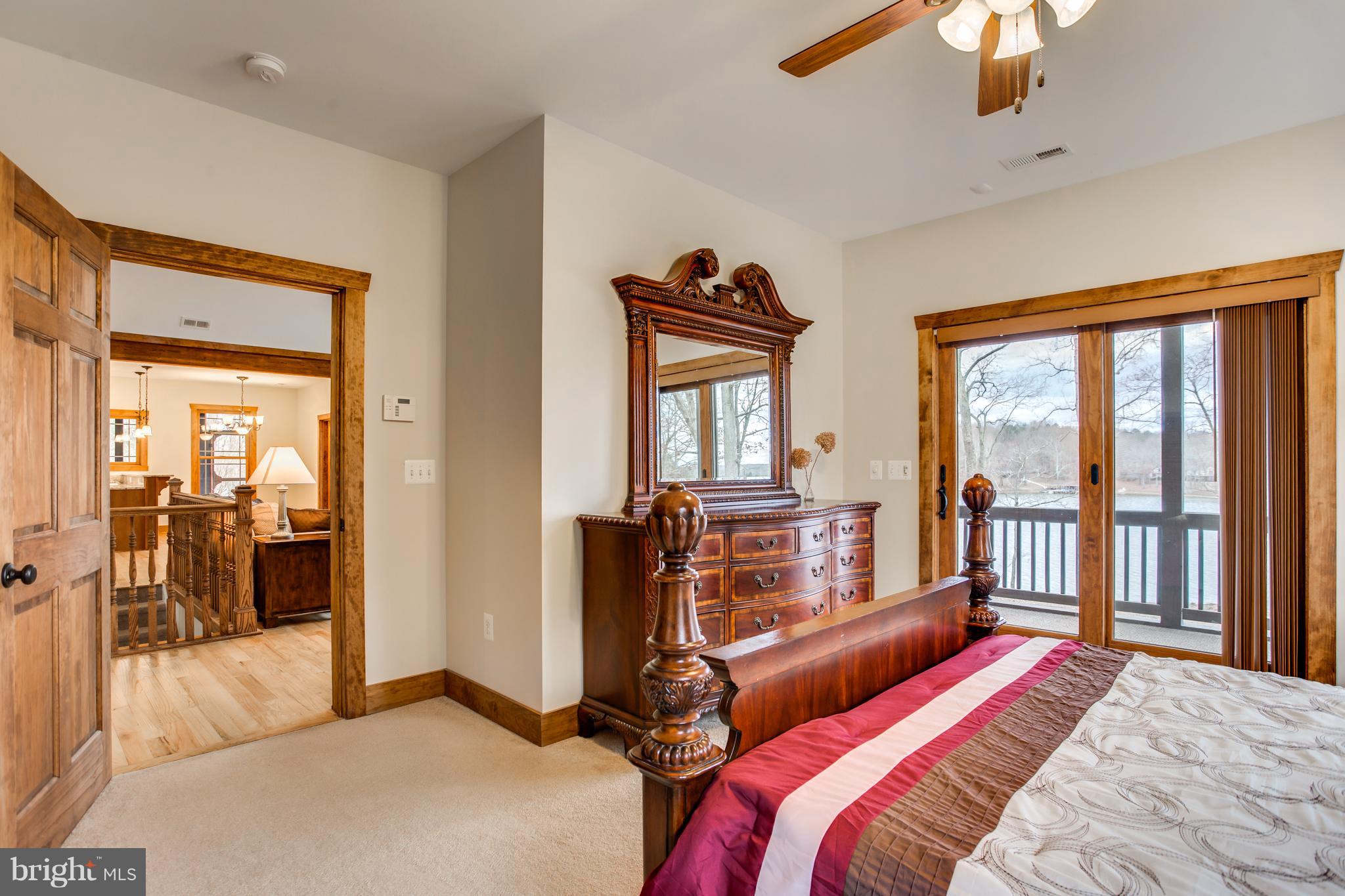 GOVERNORS POINT - Residential