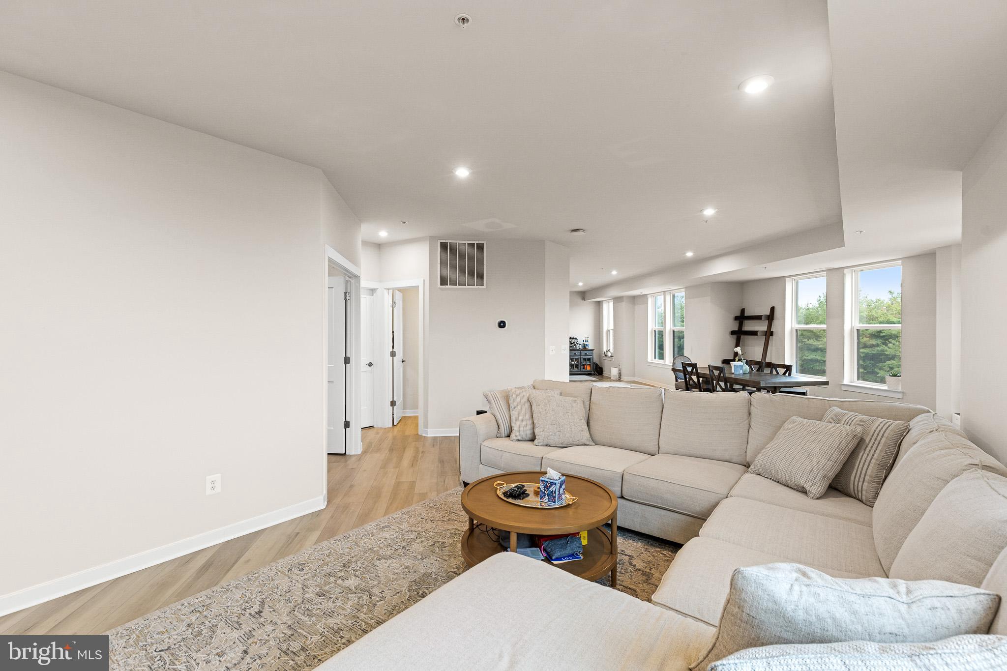 ASHBURN STATION - Residential