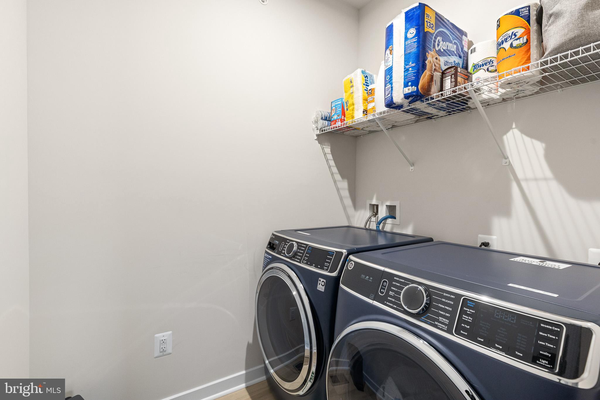 ASHBURN STATION - Residential