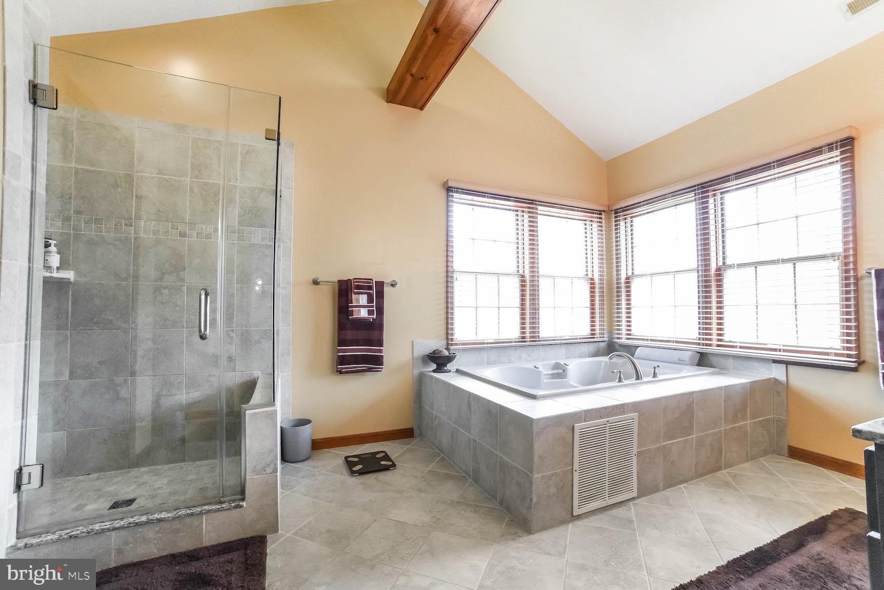 SYCAMORE HOLLOW OF WLDWD - Residential