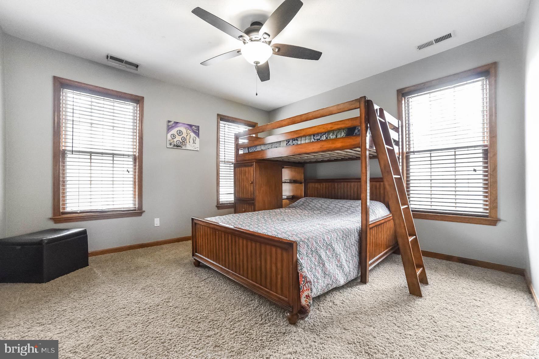 SYCAMORE HOLLOW OF WLDWD - Residential