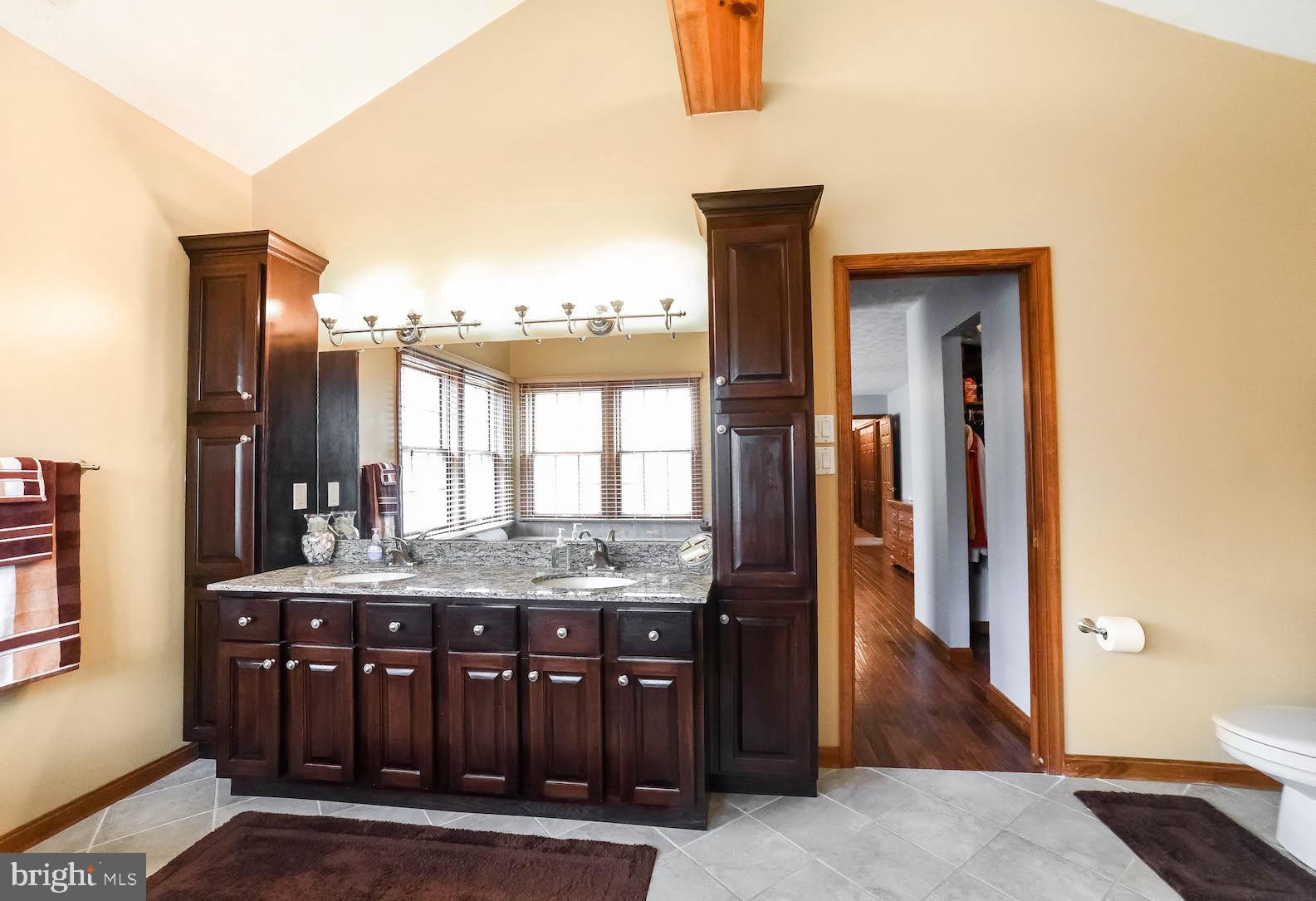 SYCAMORE HOLLOW OF WLDWD - Residential