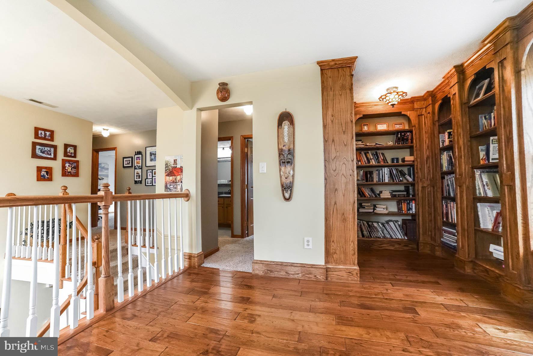 SYCAMORE HOLLOW OF WLDWD - Residential