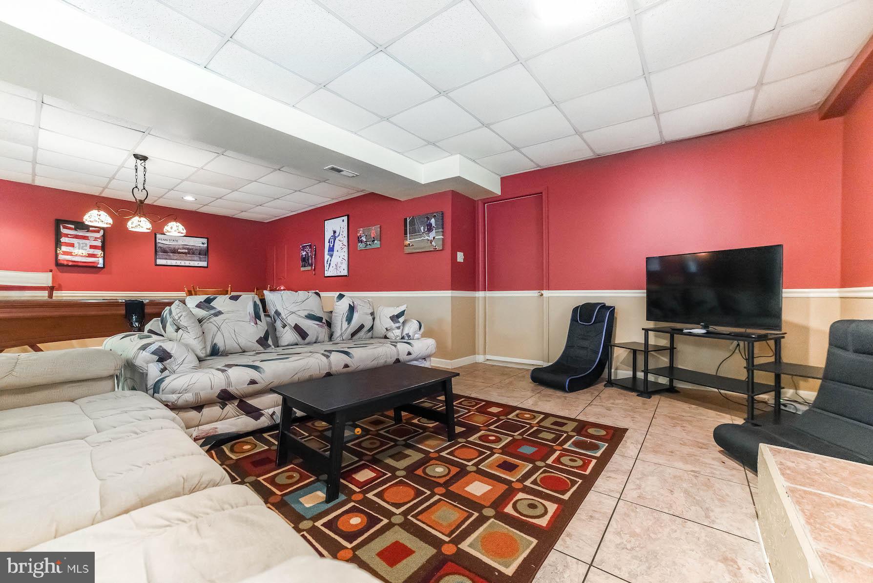 SYCAMORE HOLLOW OF WLDWD - Residential