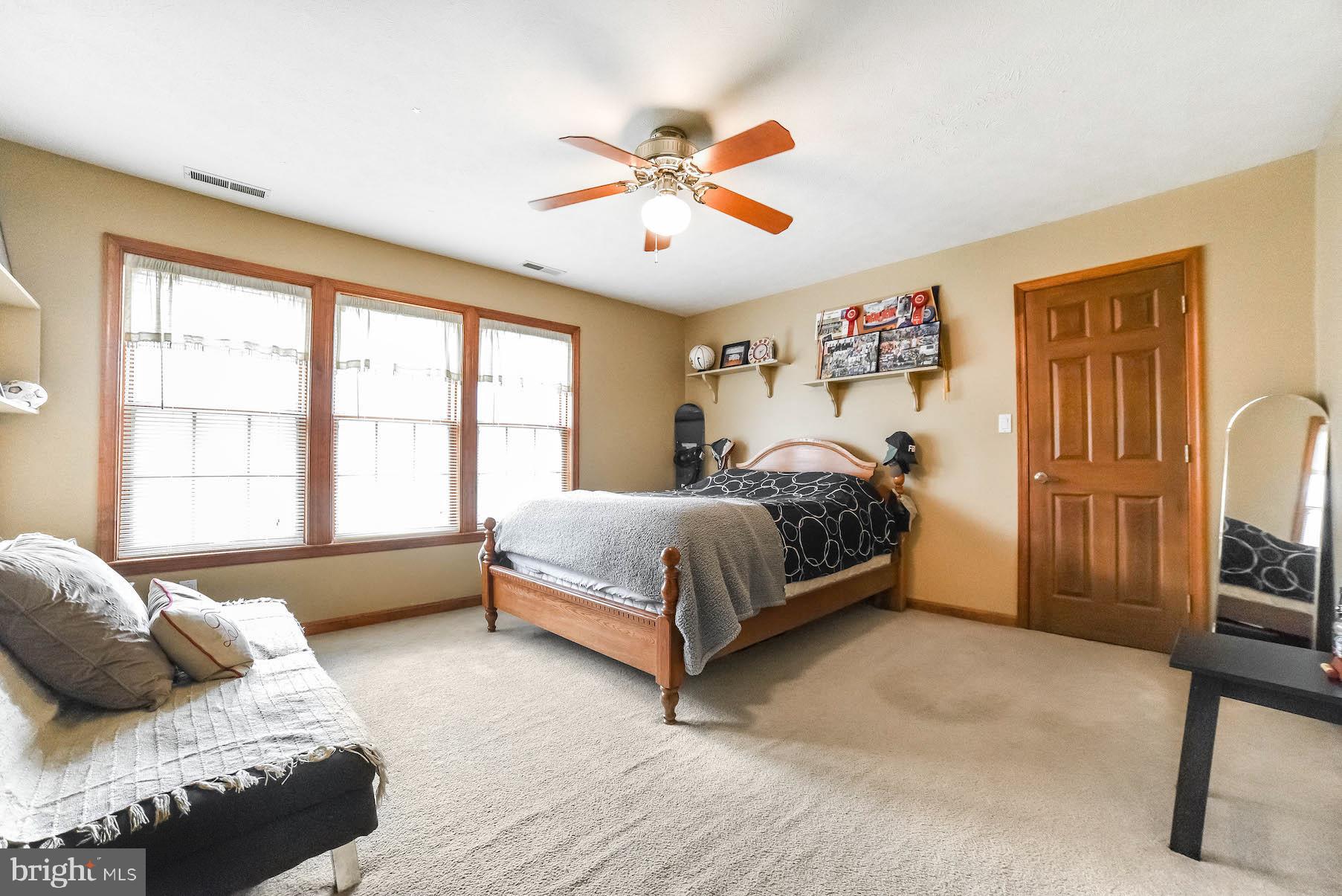 SYCAMORE HOLLOW OF WLDWD - Residential