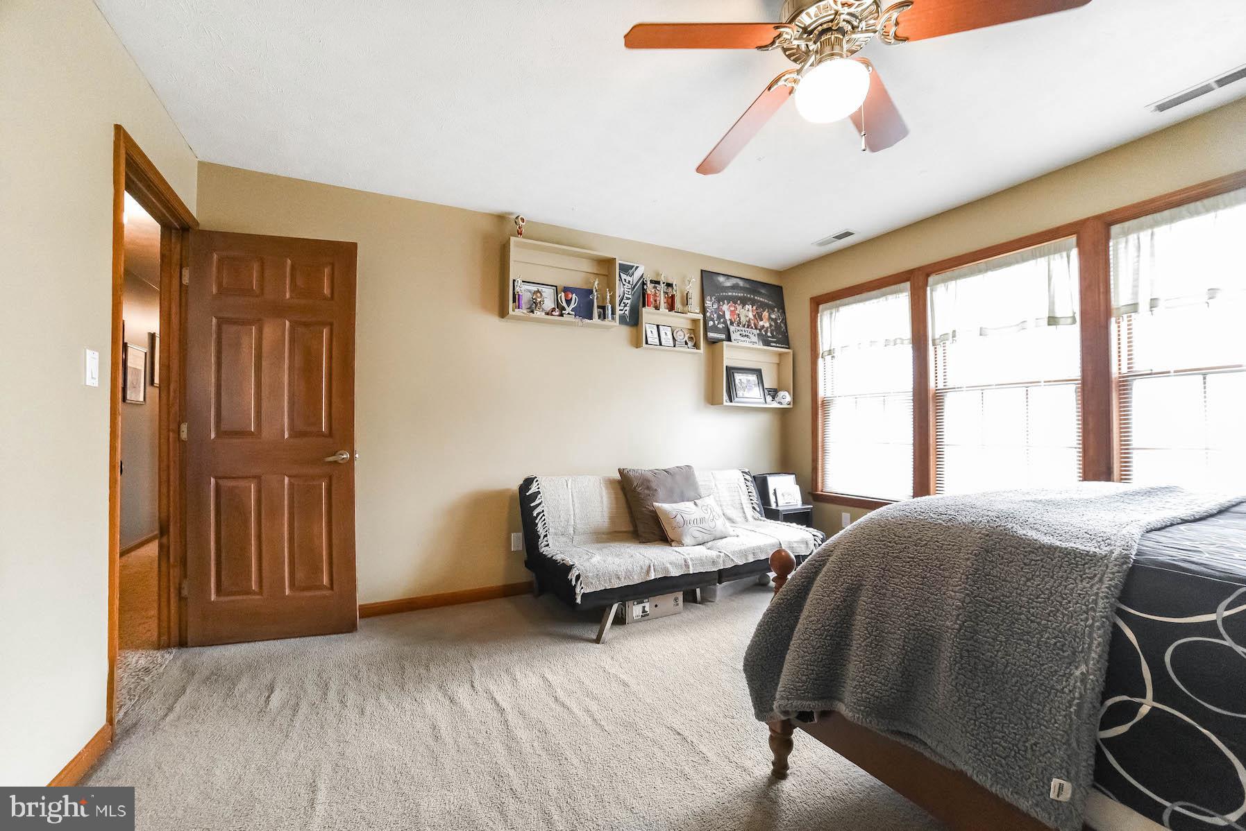 SYCAMORE HOLLOW OF WLDWD - Residential