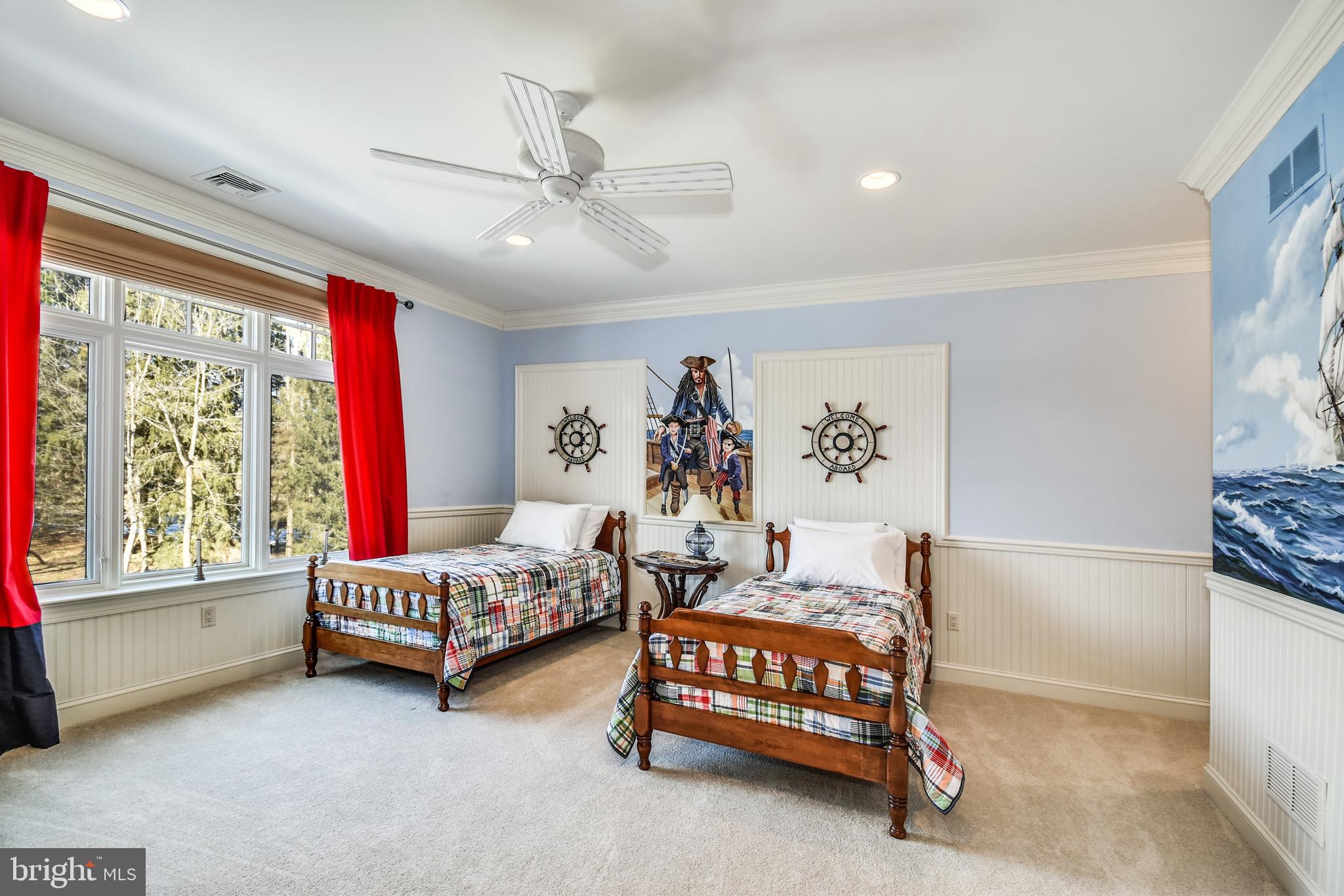 WHITE ACRE - Residential