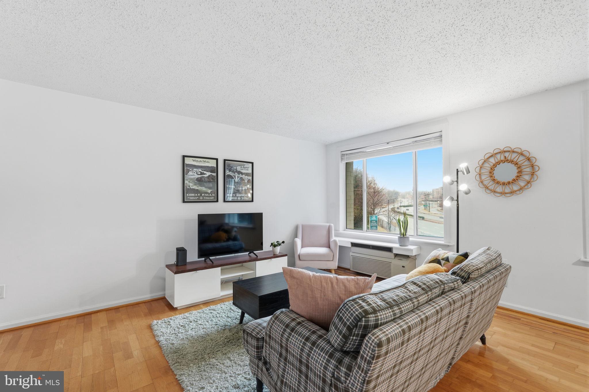 1730 ARLINGTON BOULEVARD 202