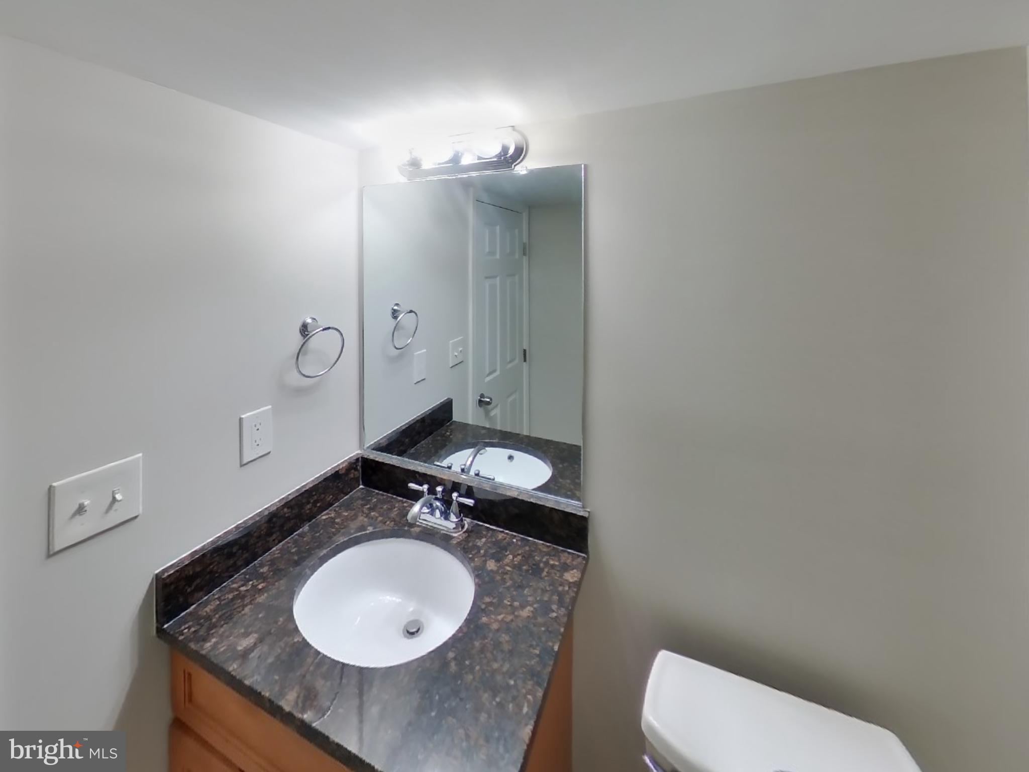 ARUNDEL GARDENS - Residential Lease