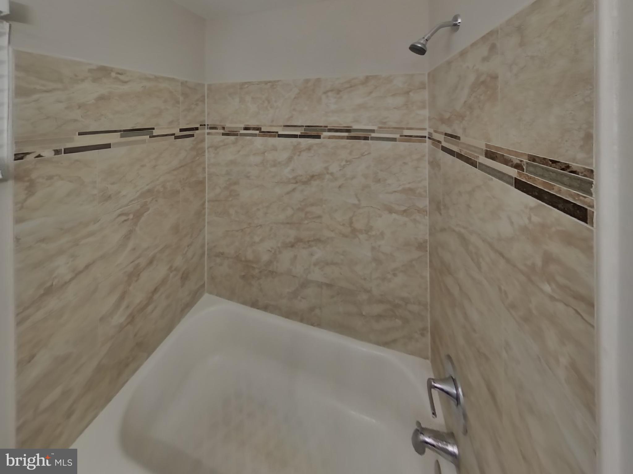 ARUNDEL GARDENS - Residential Lease