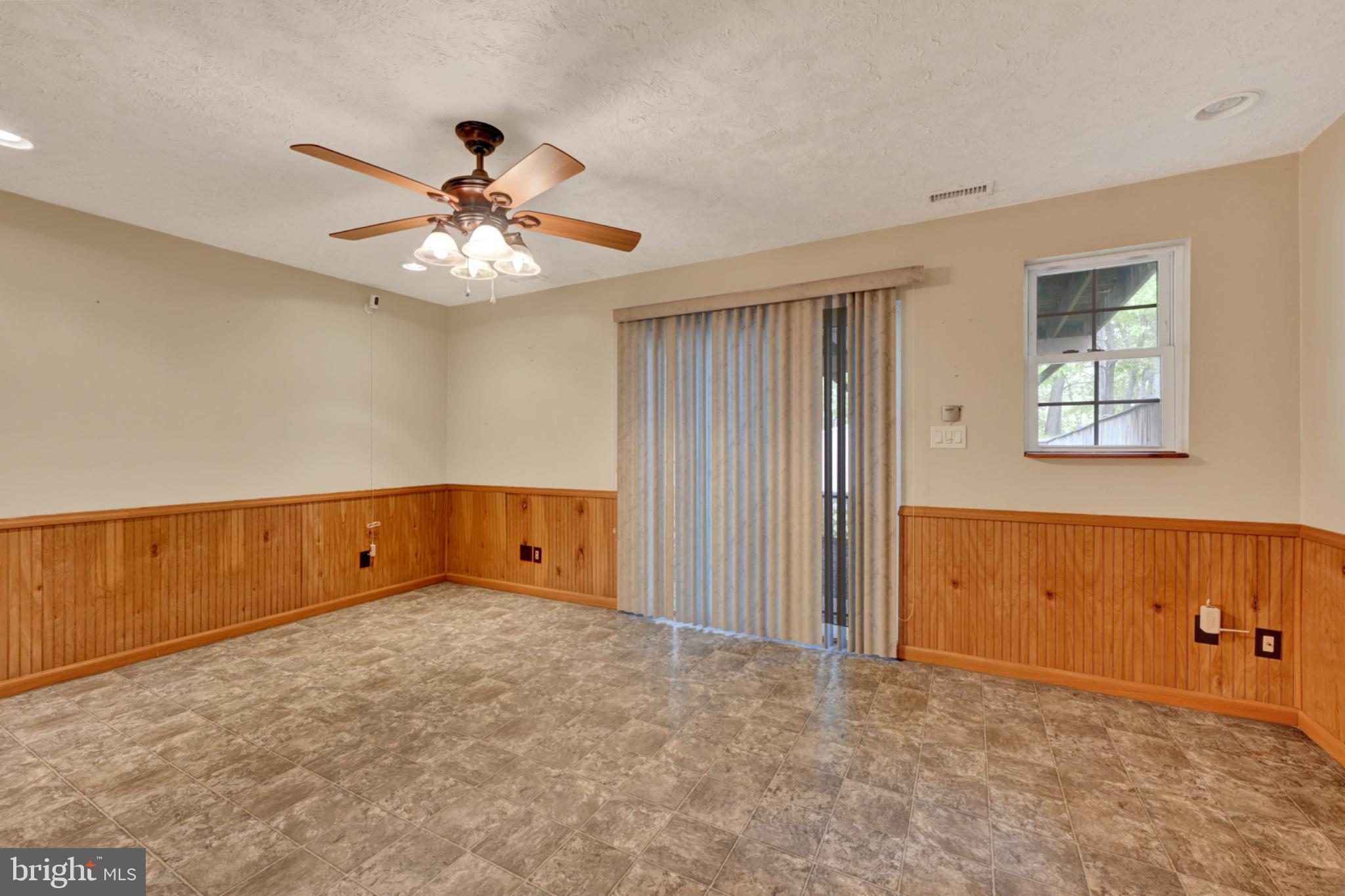 HARFORD TOWN - Residential