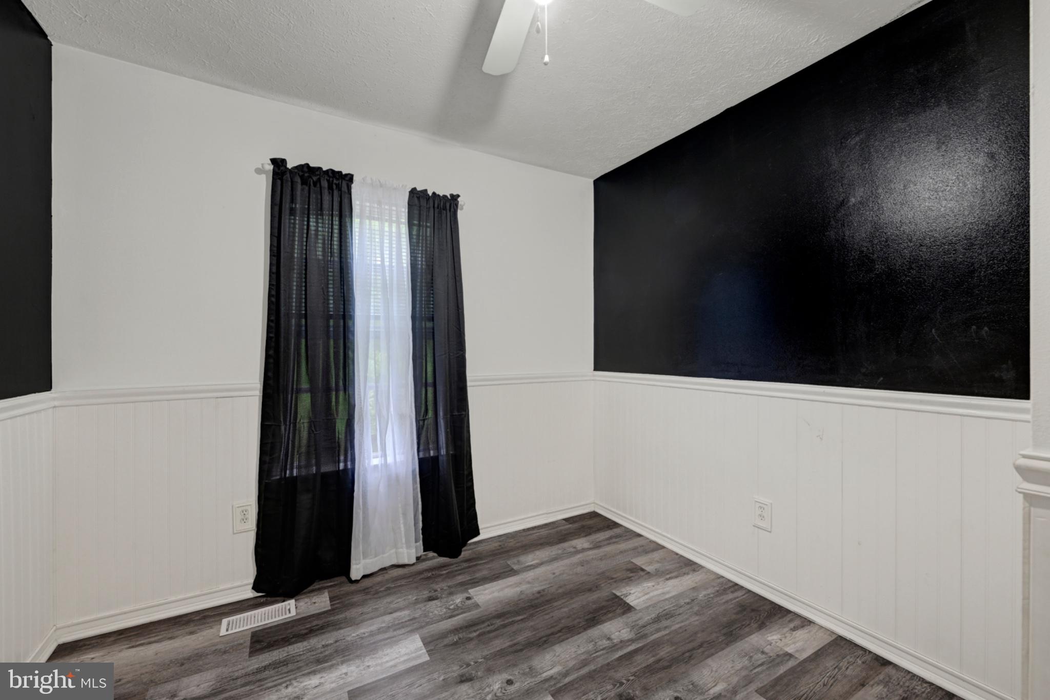HARFORD TOWN - Residential
