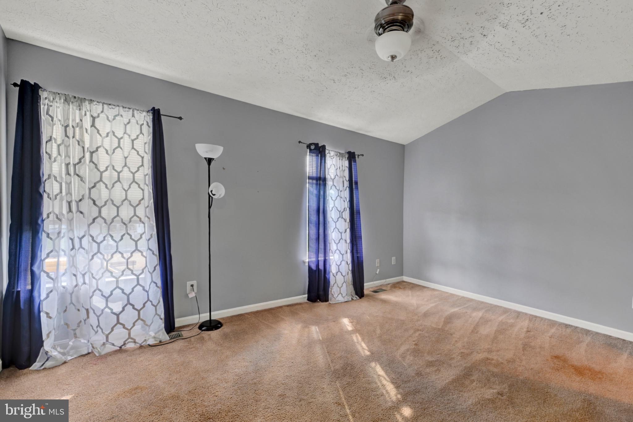 HARFORD TOWN - Residential