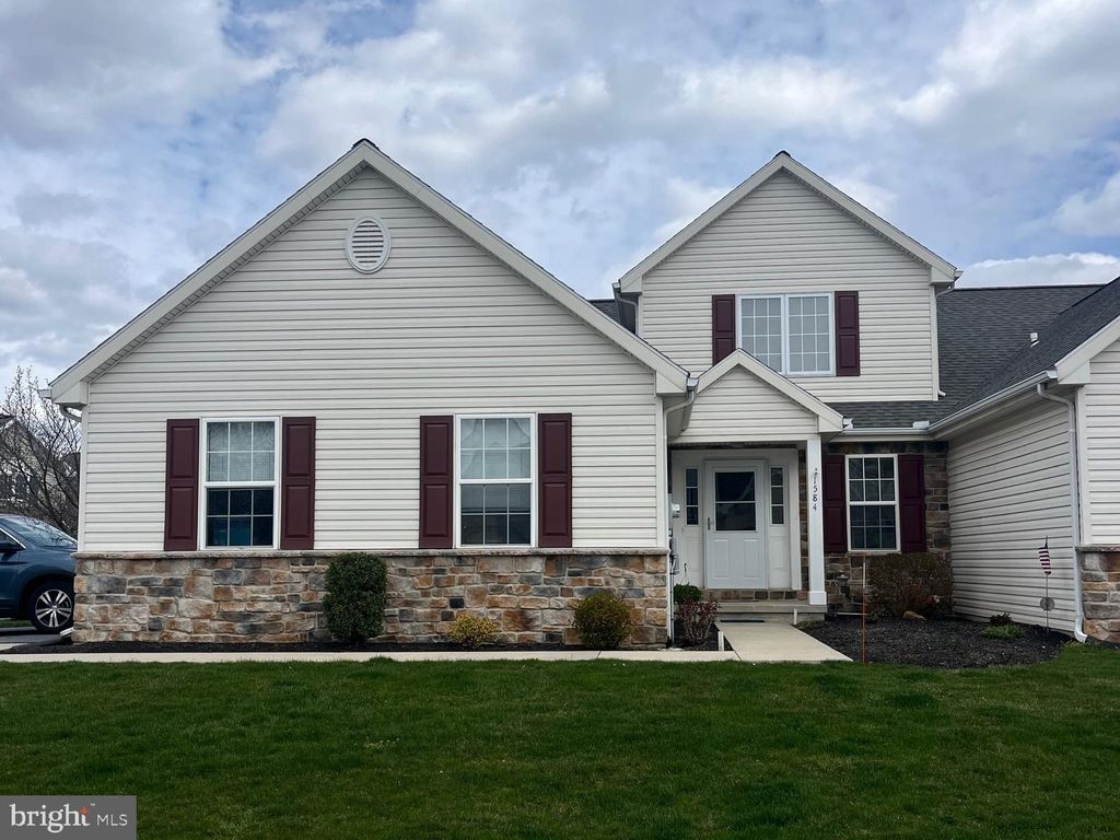 Photo of 1584 Hickory Run Court, Elizabethtown, PA 17022 (MLS # PALA2048332)