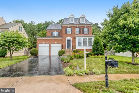 Photo of 12922 Luca Station Way, WOODBRIDGE, VA 22192 (MLS # VAPW2122280)